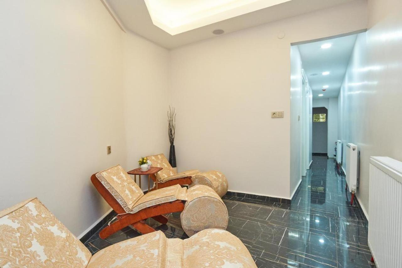 Honey Hotel 2*