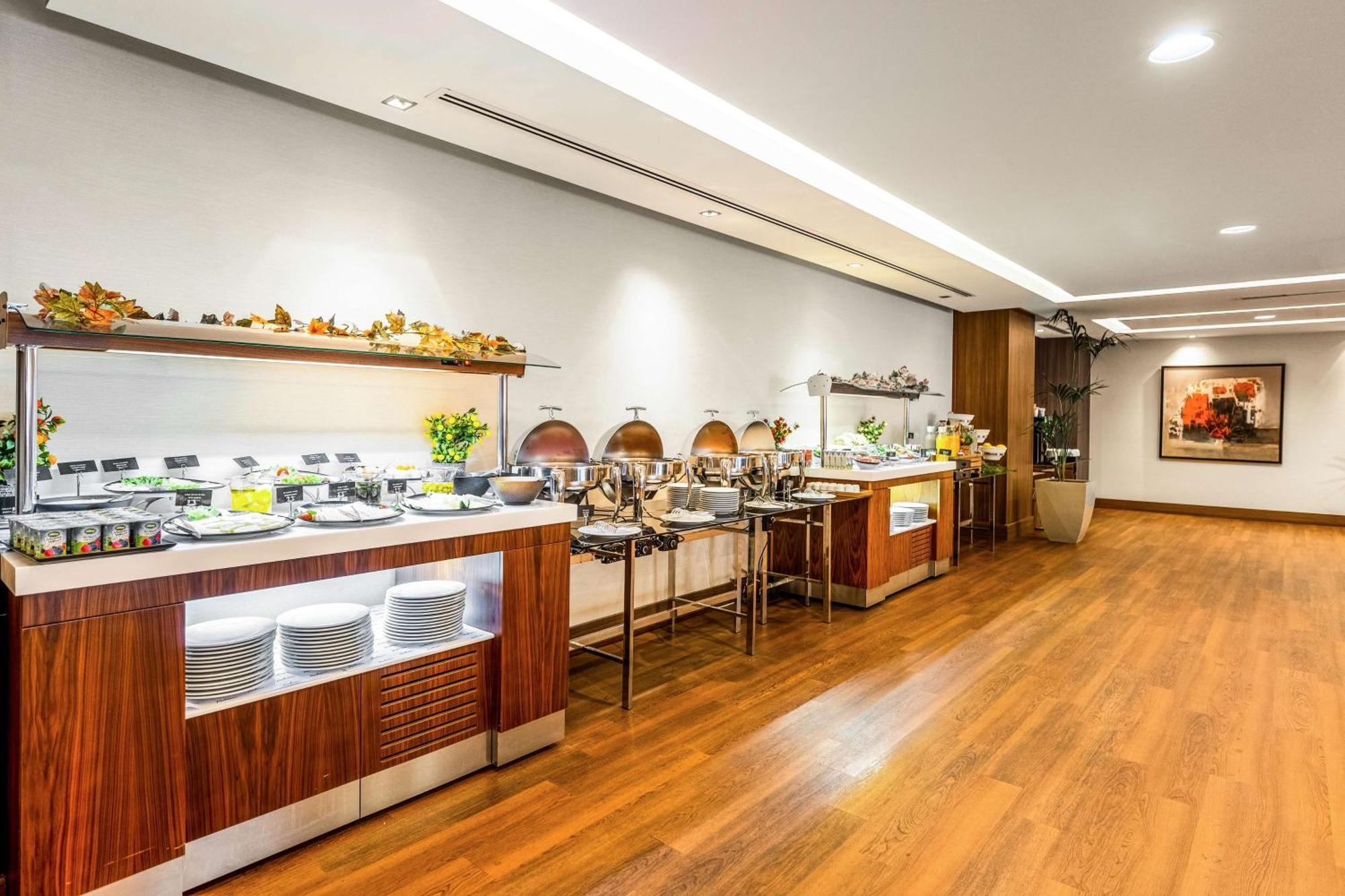 Otel Radisson Residences Avrupa Tem