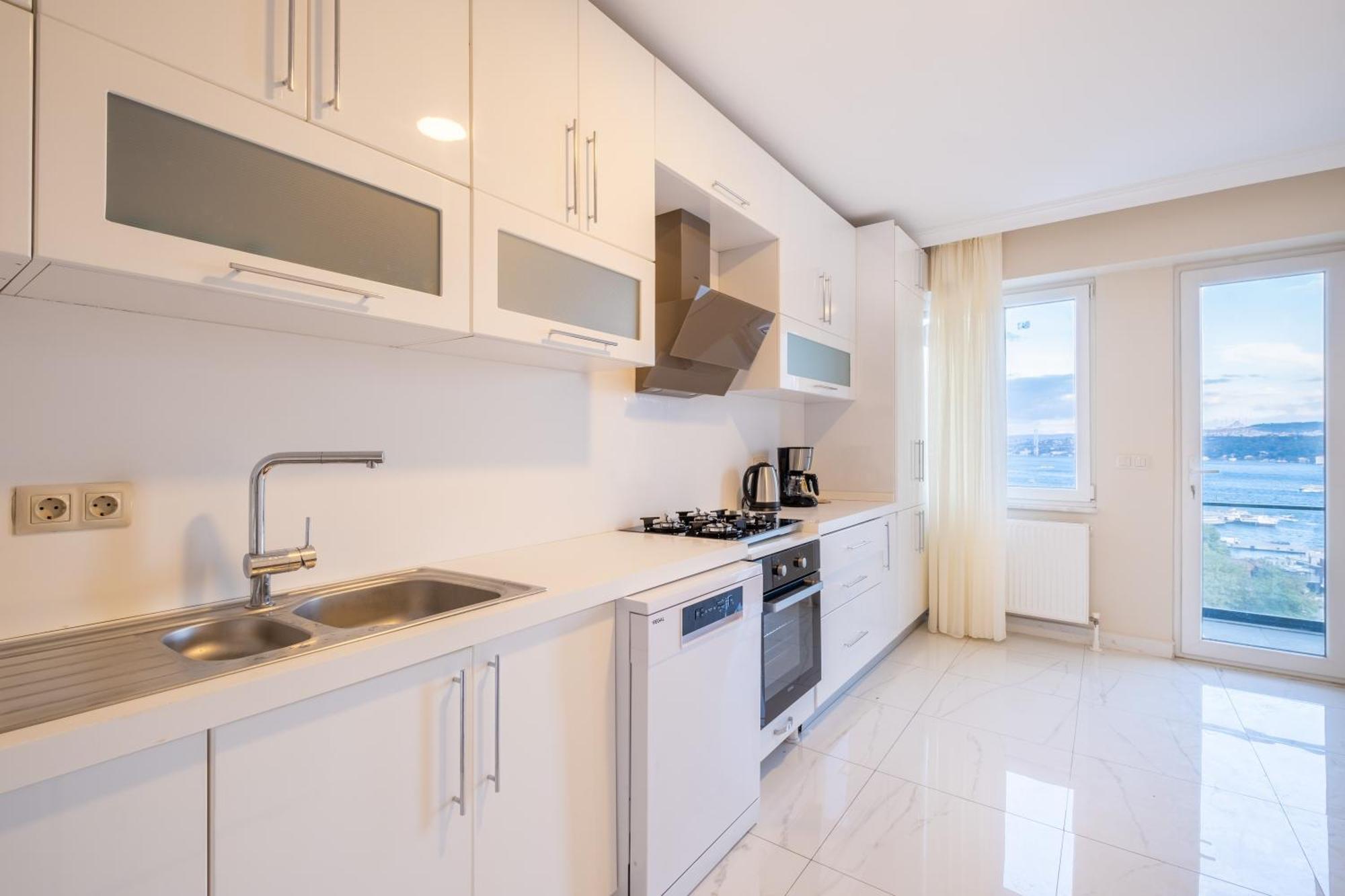 Bosphorus Bliss - Stunning 6br Dublex Penthouse Istambul