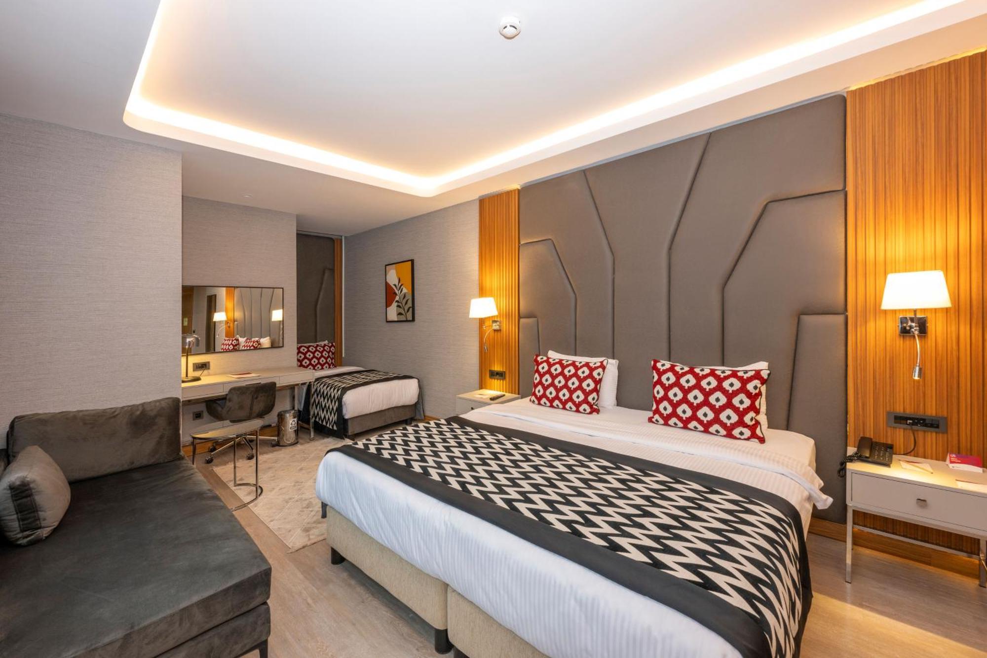 Ramada Encore By Wyndham Sisli Hotel 4*