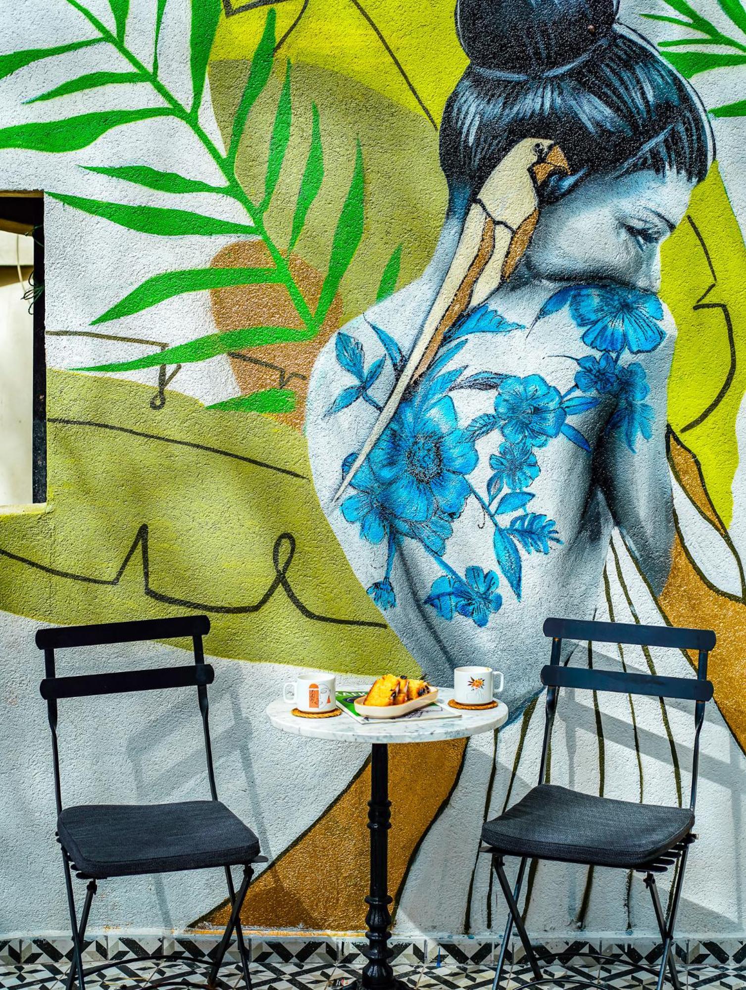 Designer In Art District With Terrace Garden *