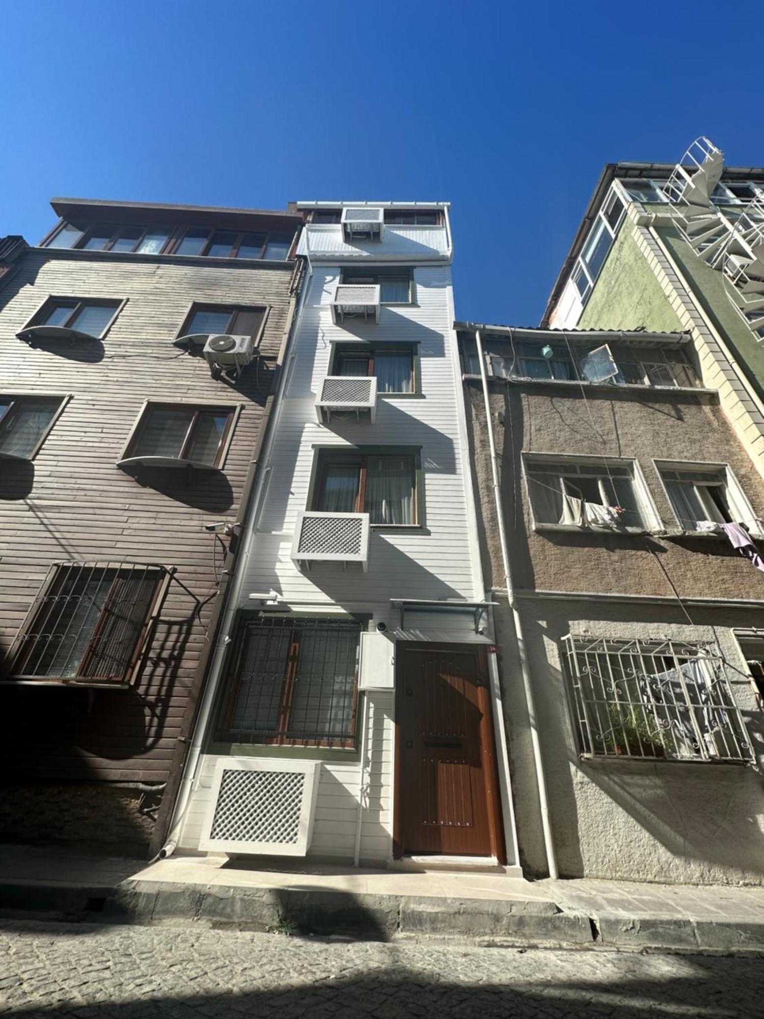 Palladium * Istanbul