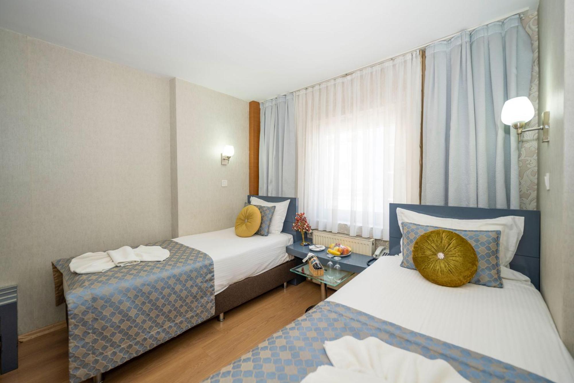 Otel Grand Ons