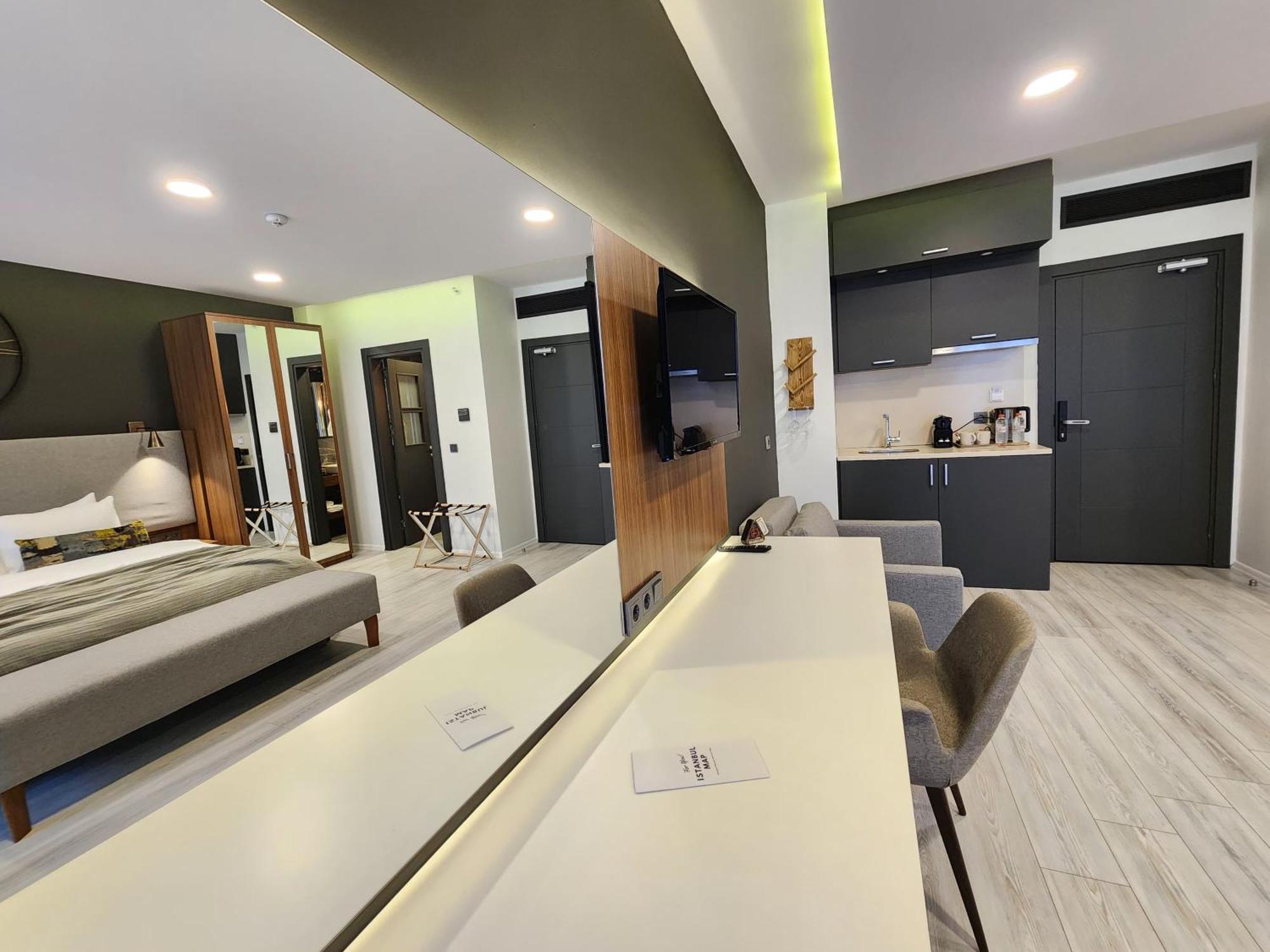 Taksim Landhouse 4*