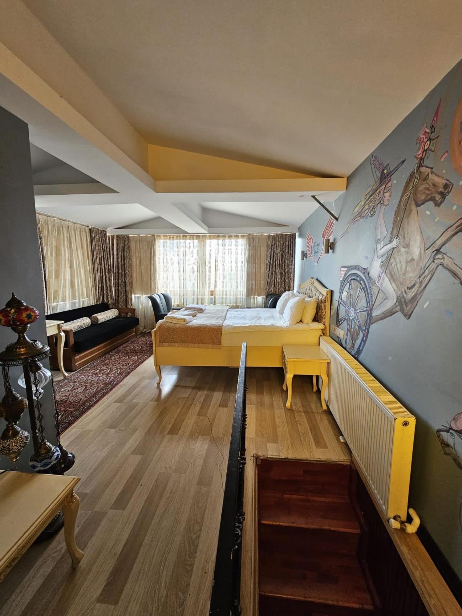Optimist 3* Istanbul