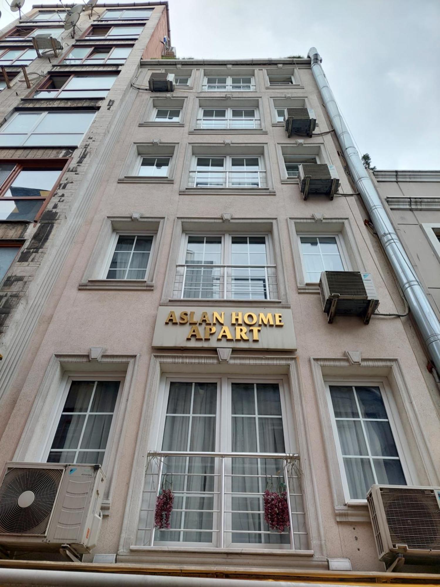 Aslan Hotel *