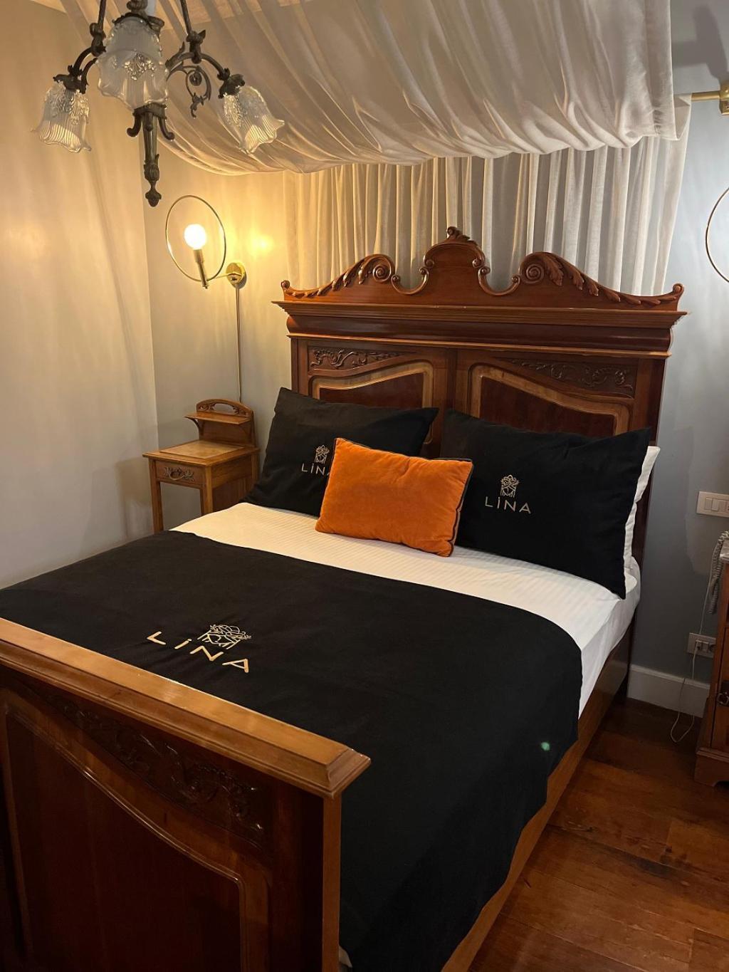 Lina Taksim Pera Hotel 4*