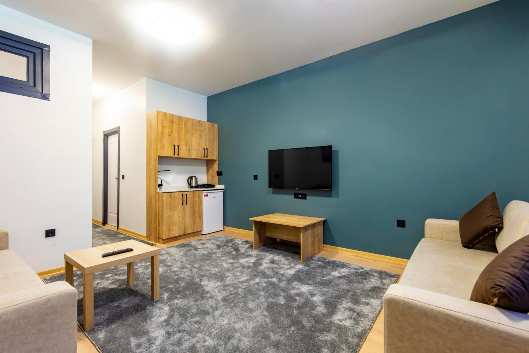 Mia Mia Aparthotel