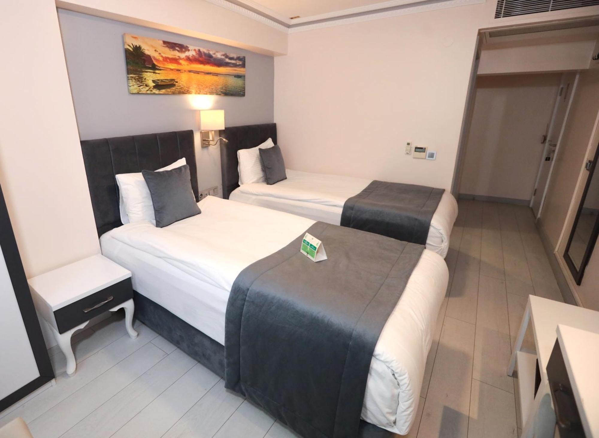 Skalion Hotel