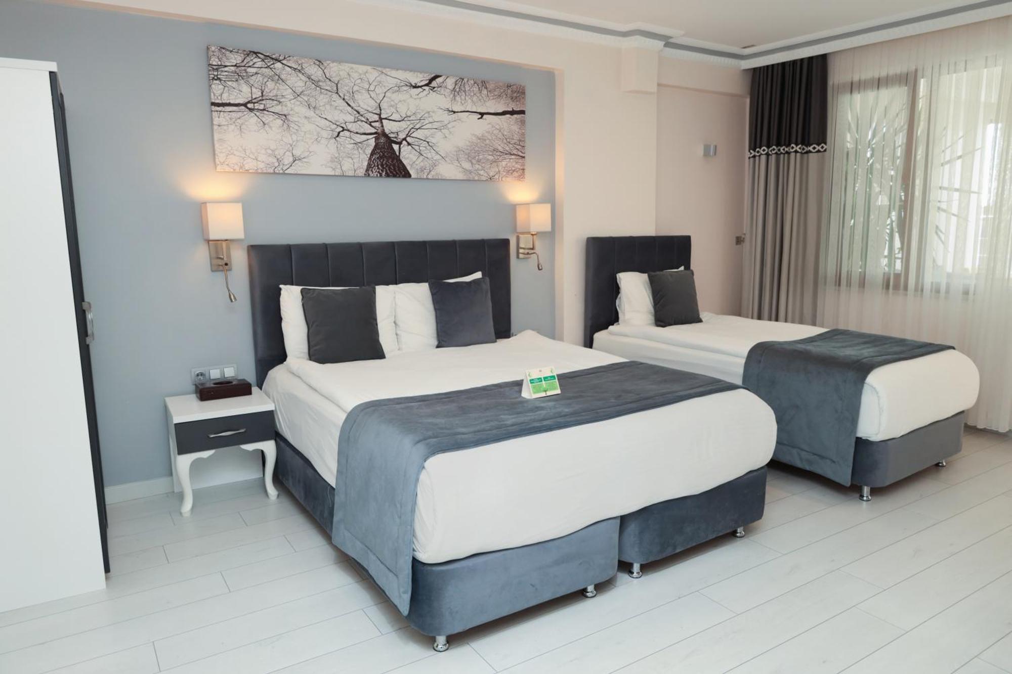 Skalion Hotel