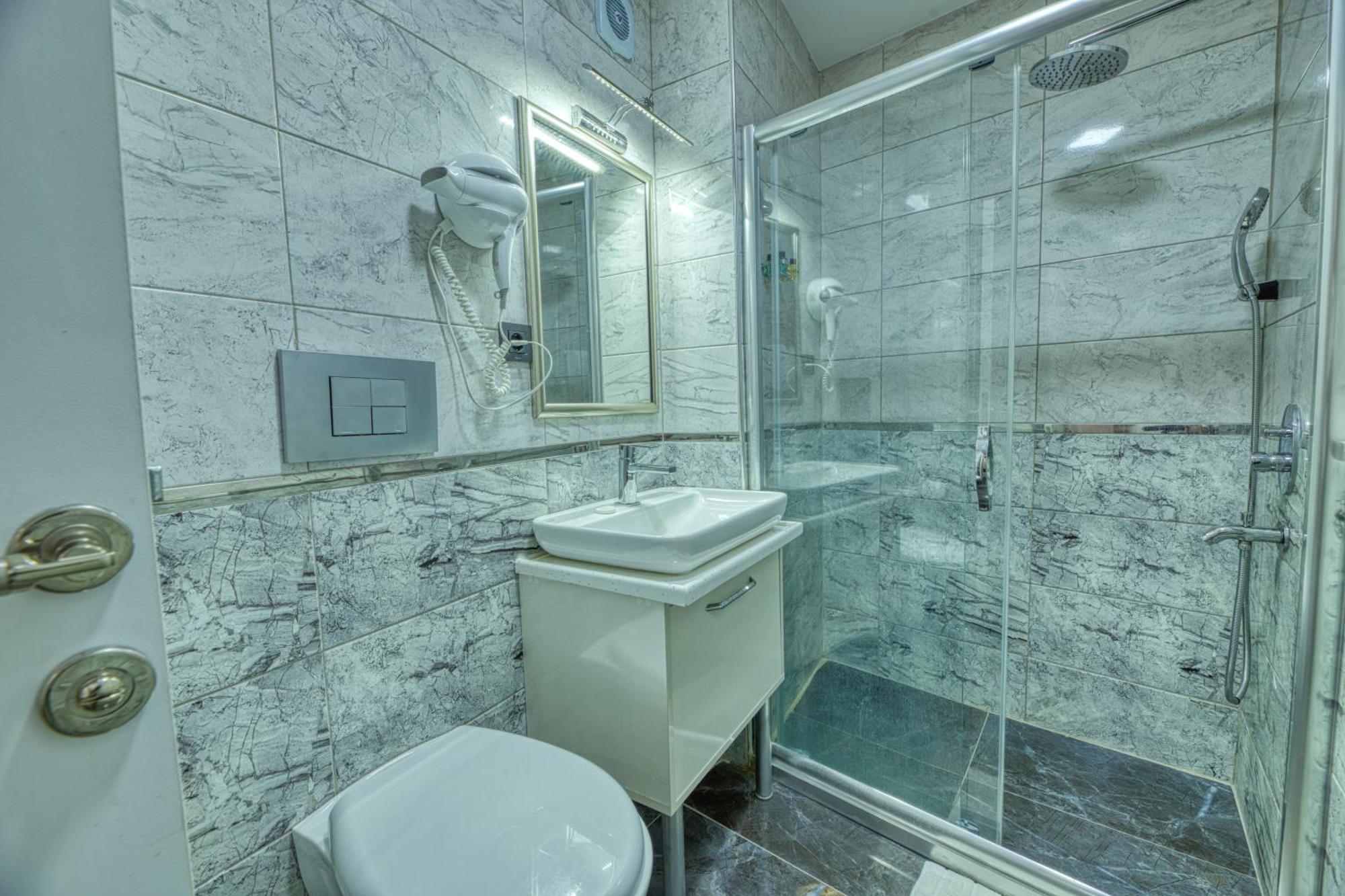 Hotel Galatagreenapplehotel 3*