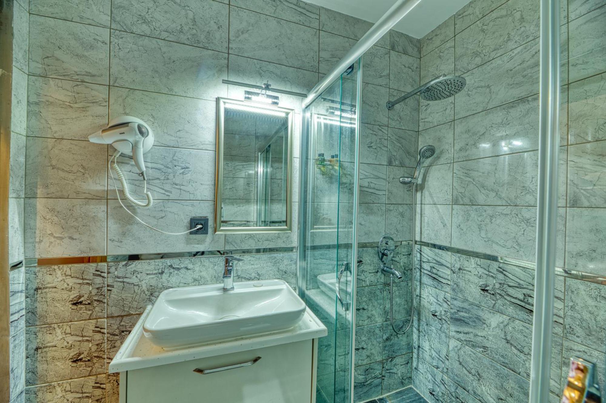 Hotel Galatagreenapplehotel 3*