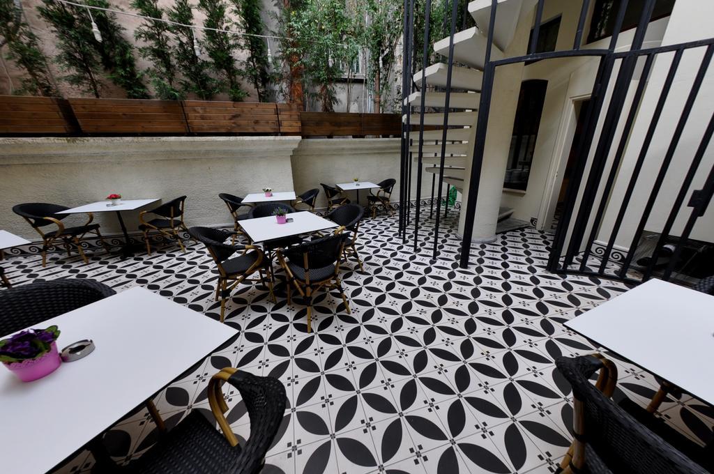 Hotel Old 3*