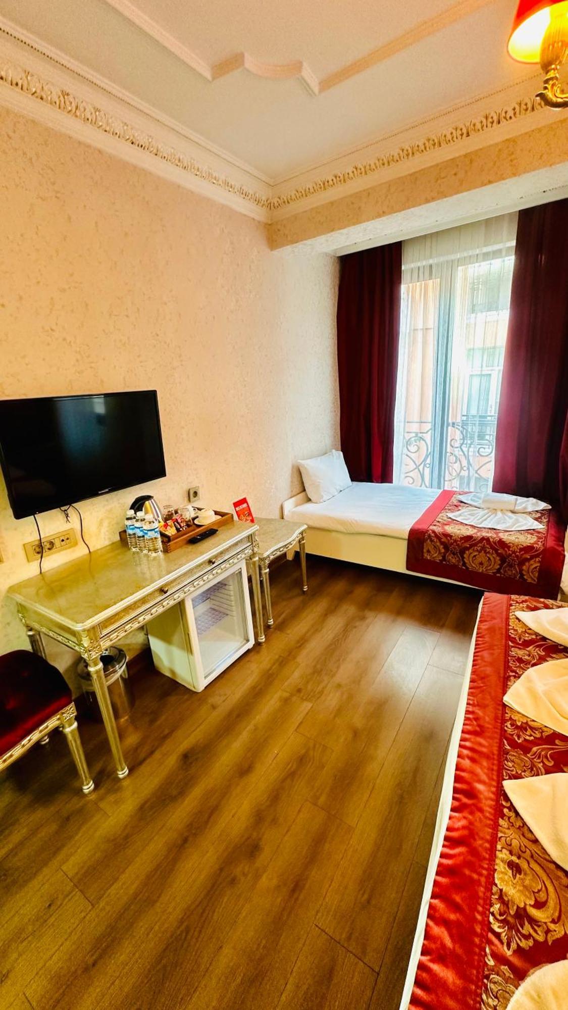 Gritti Pera & Hotel 3*