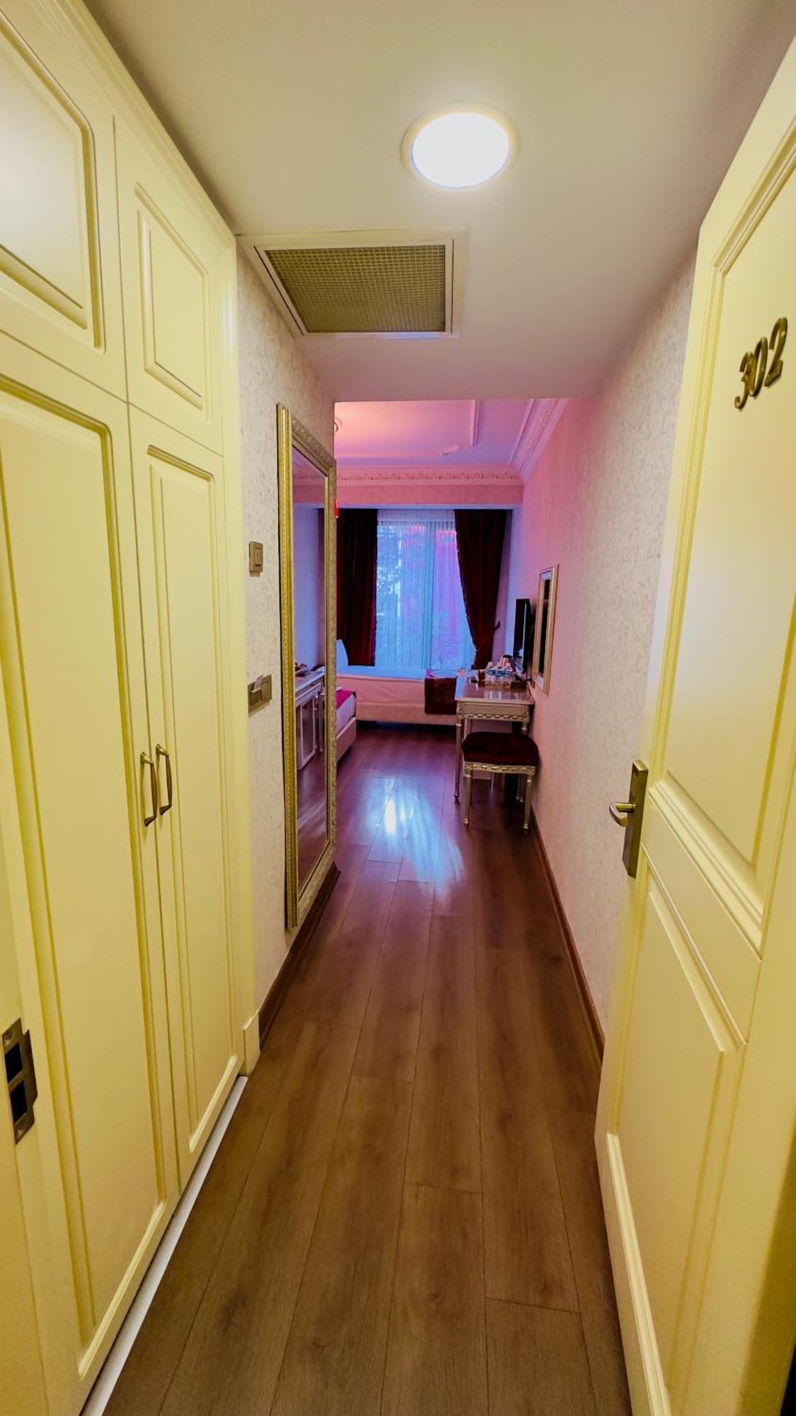 Gritti Pera & Hotel 3*