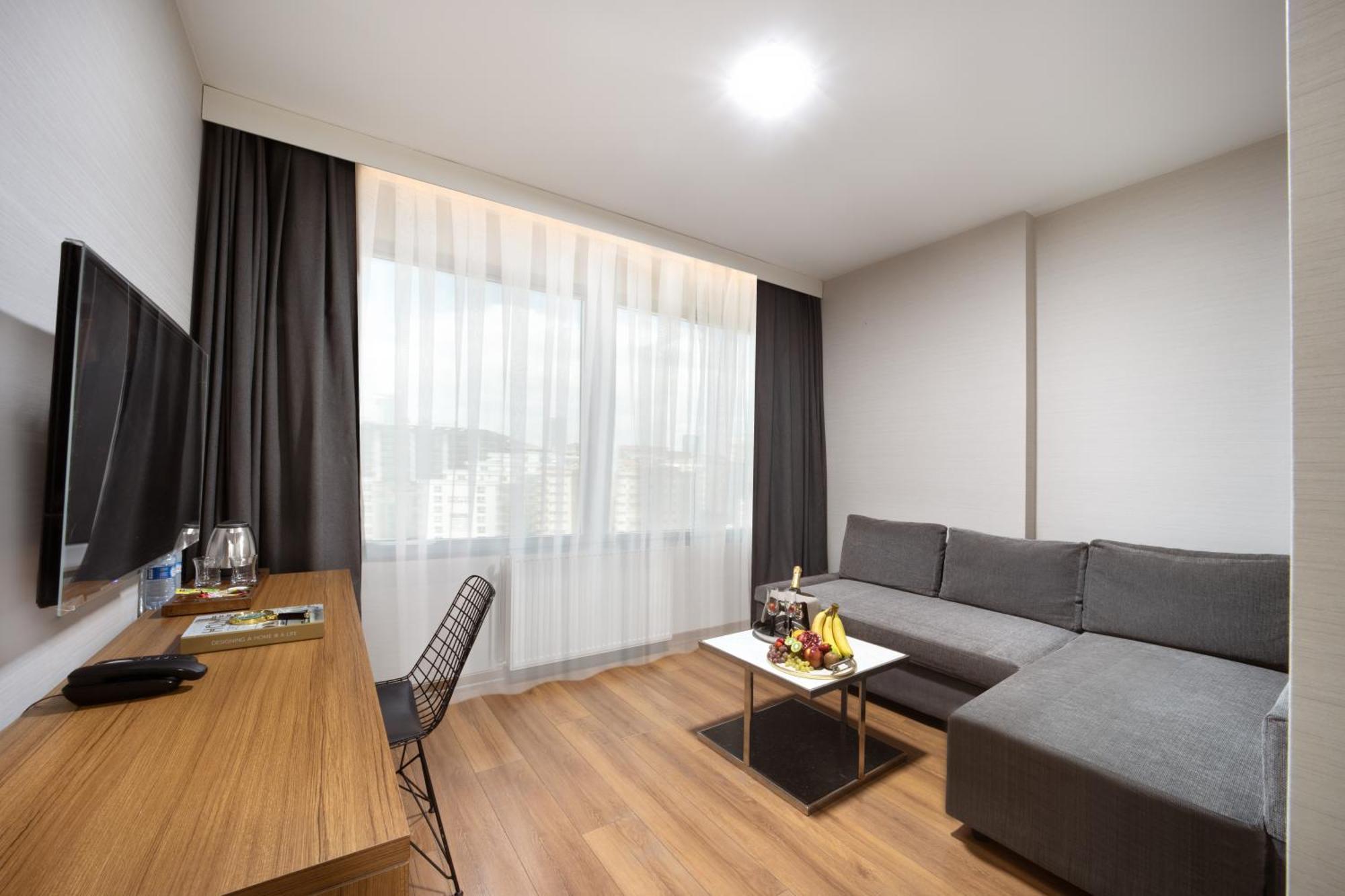 Hotel Nish Atasehir
