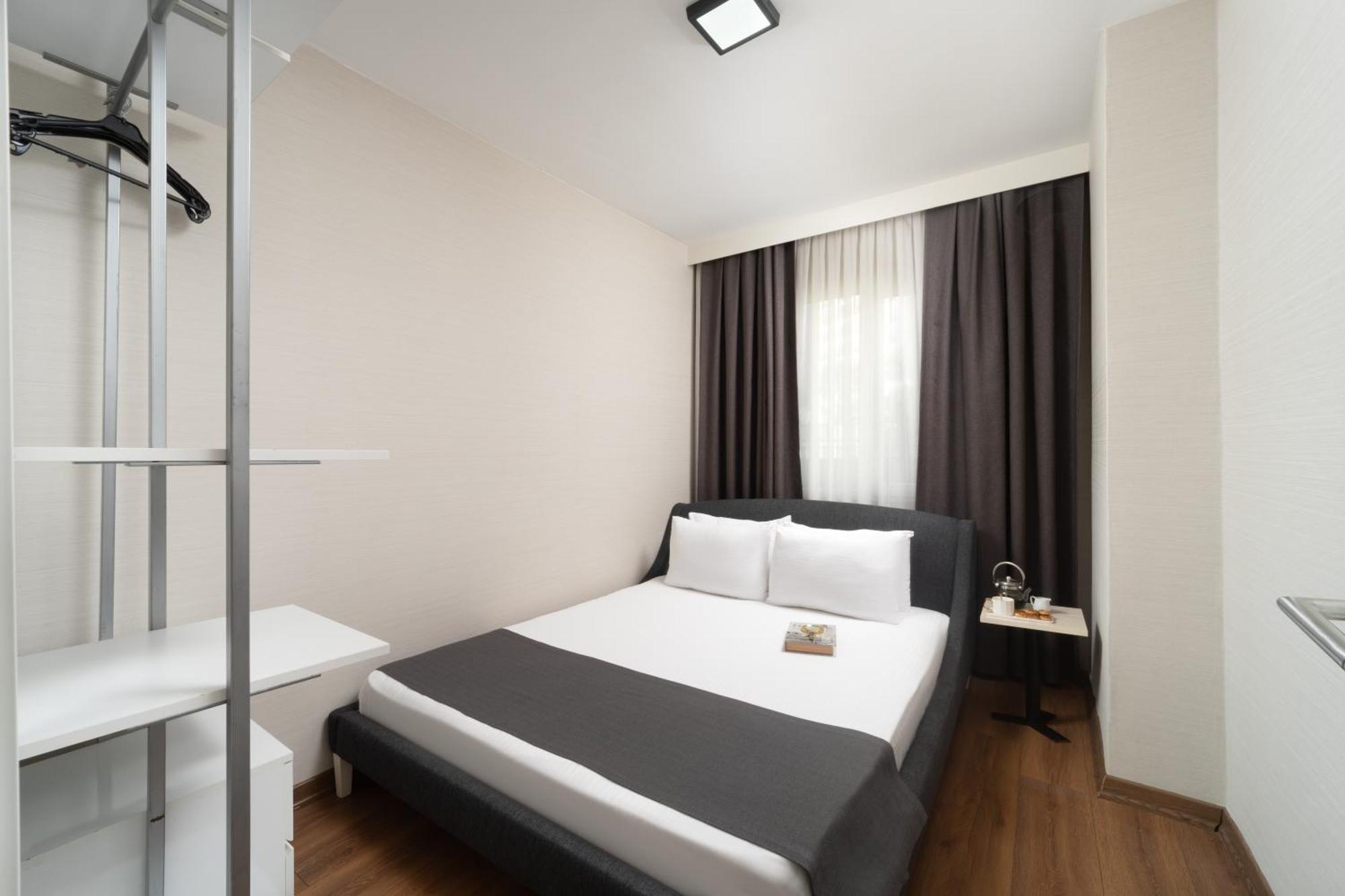Nish Atasehir Hotel