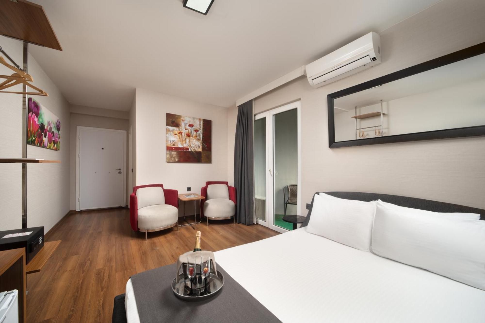 Nish Atasehir