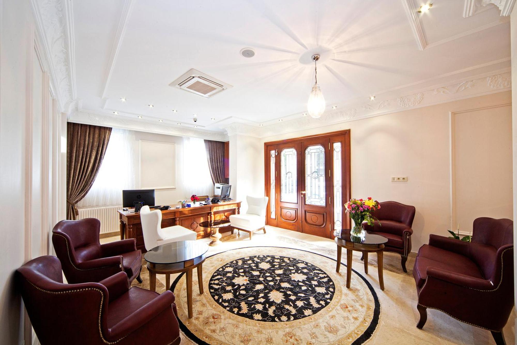 Aren Hotel 3*