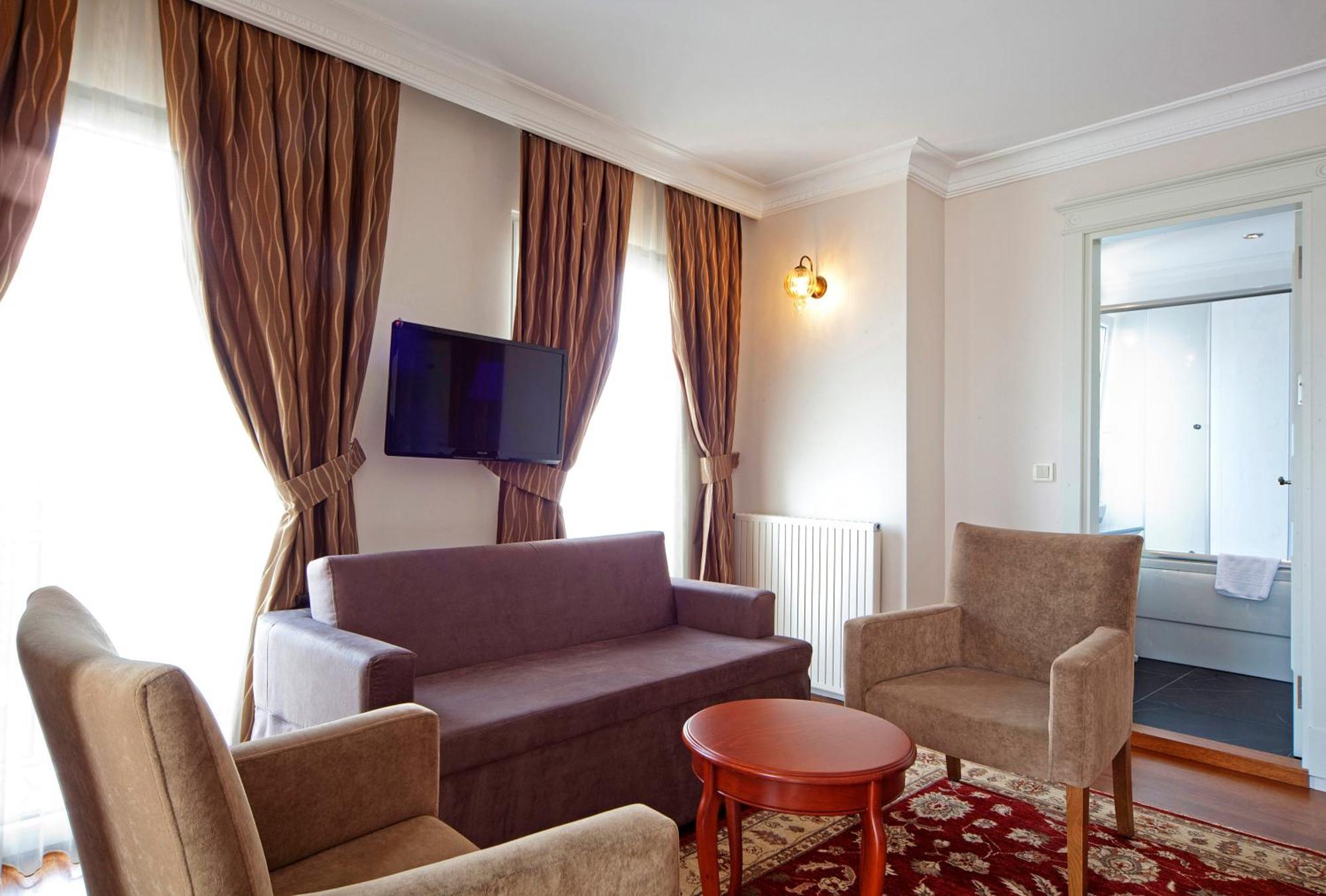 Hotel Aren 3*