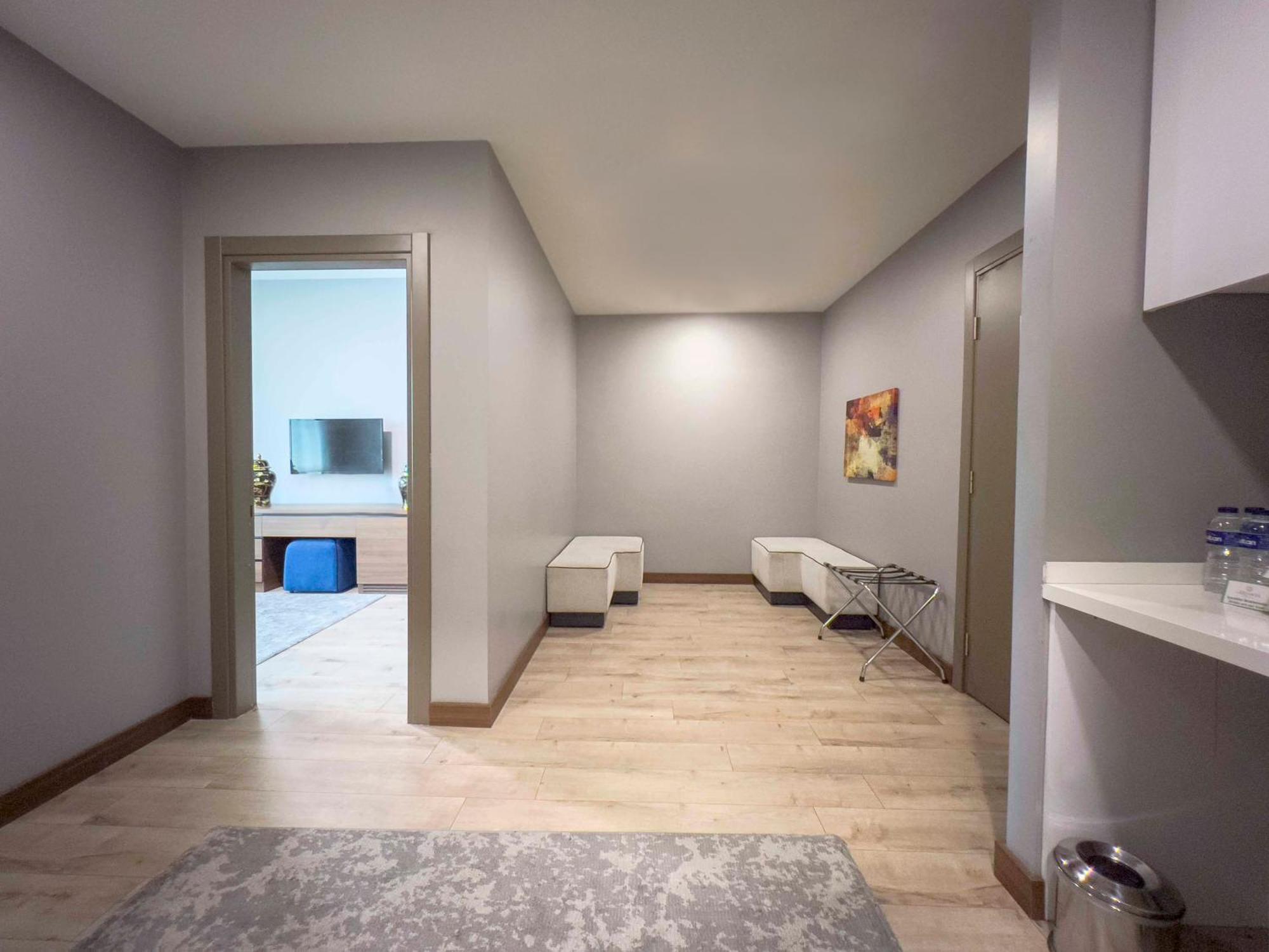 Otel La Quinta By Wyndham Gunesli İstanbul