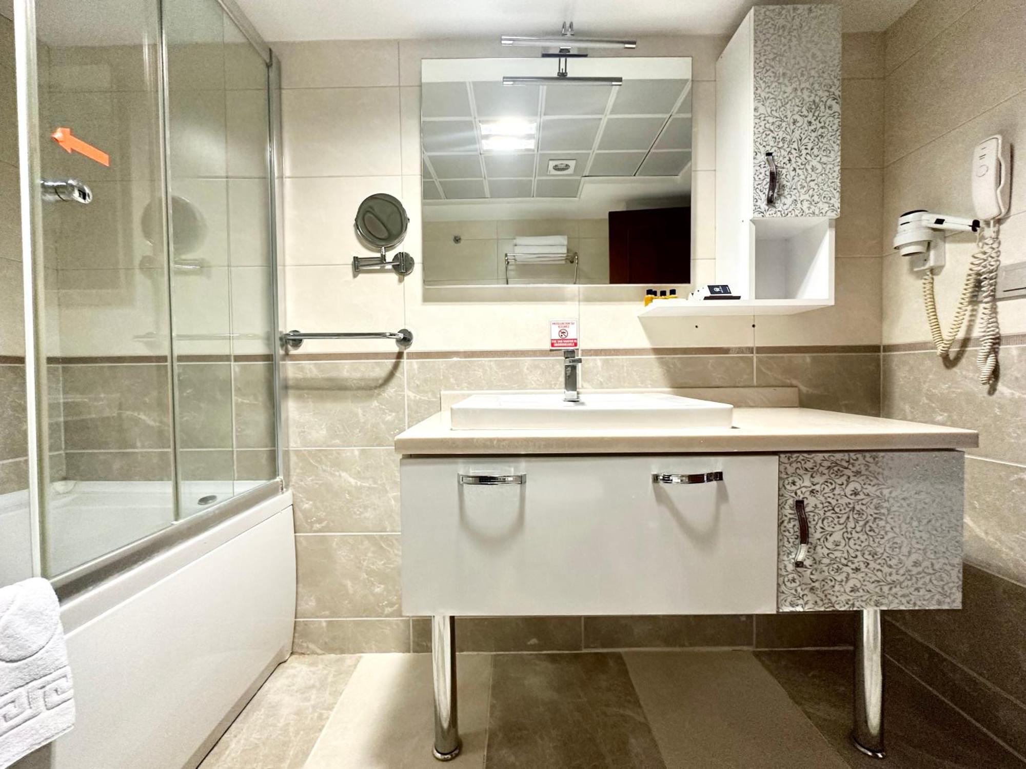 Askoc & Hotel Istanbul