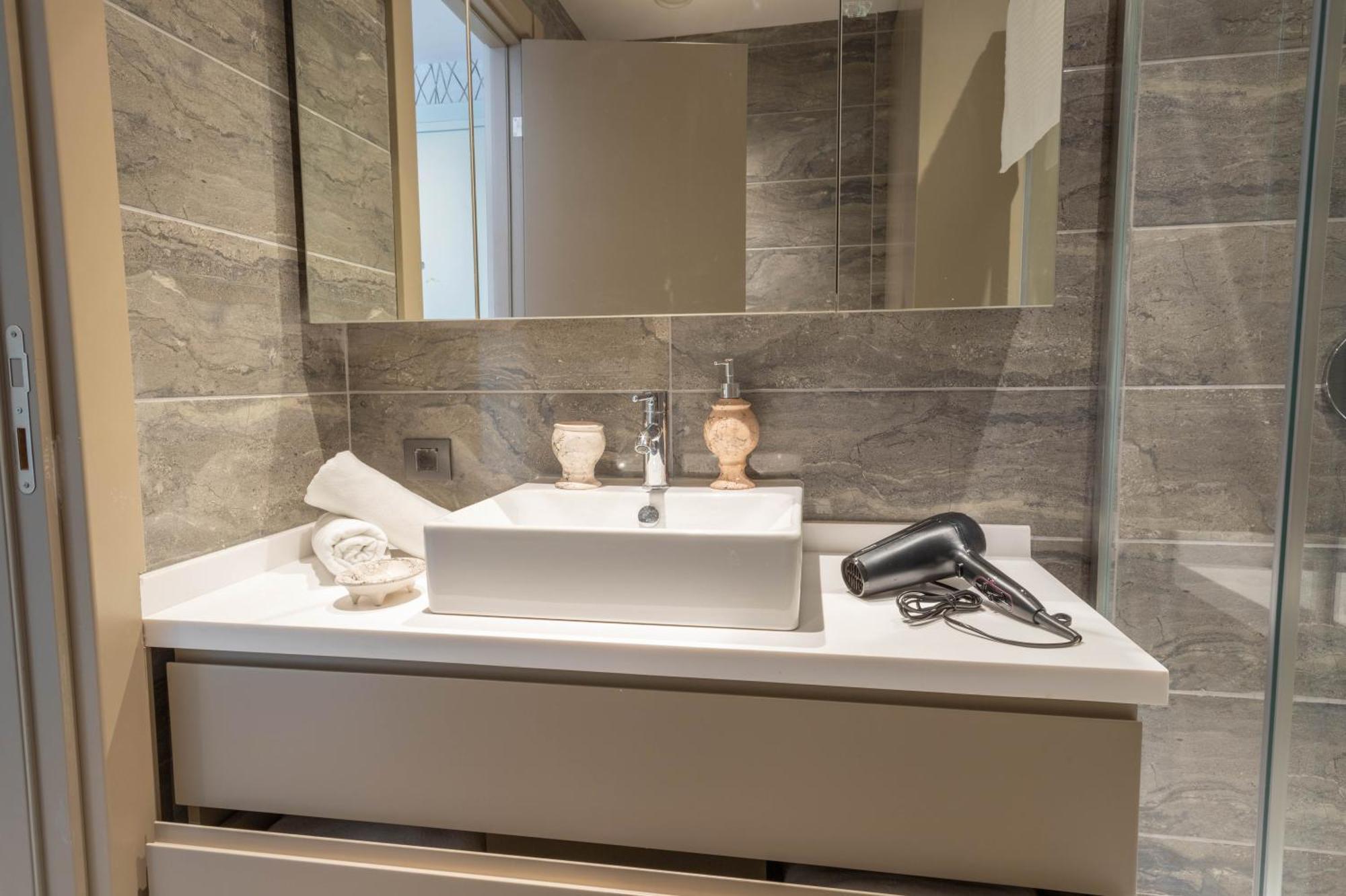 Apartment Superb Modern And Comfortable Flat In Istanbul