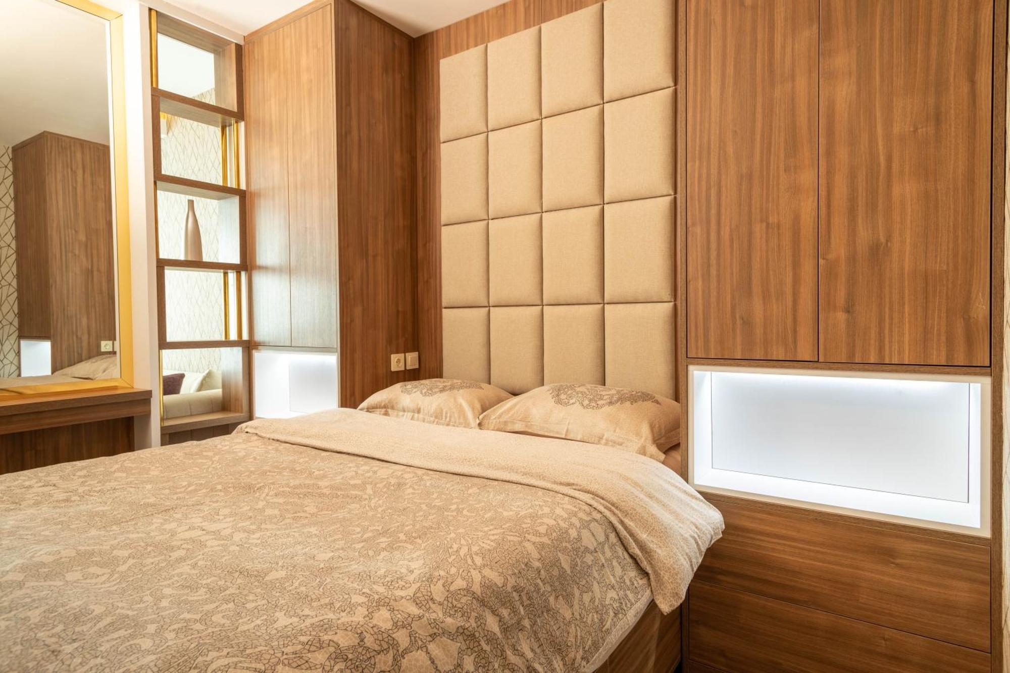 Superb Modern And Comfortable Flat In Apartment *