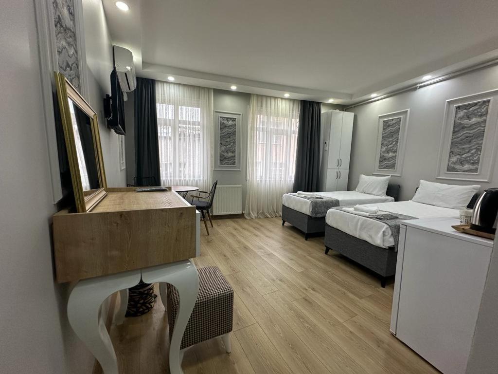 Otel Joe Black *