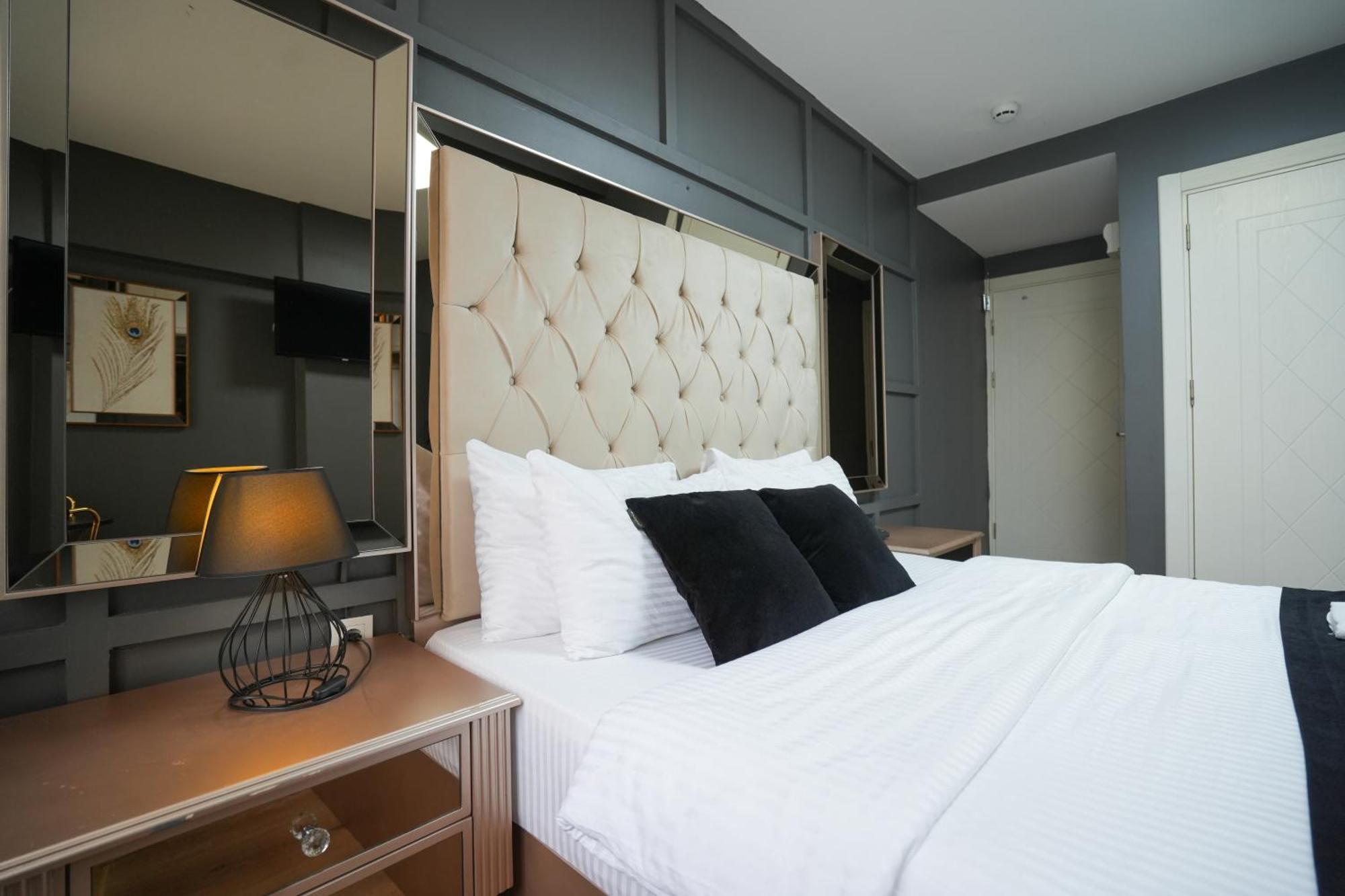 Grand Montıno Otel *