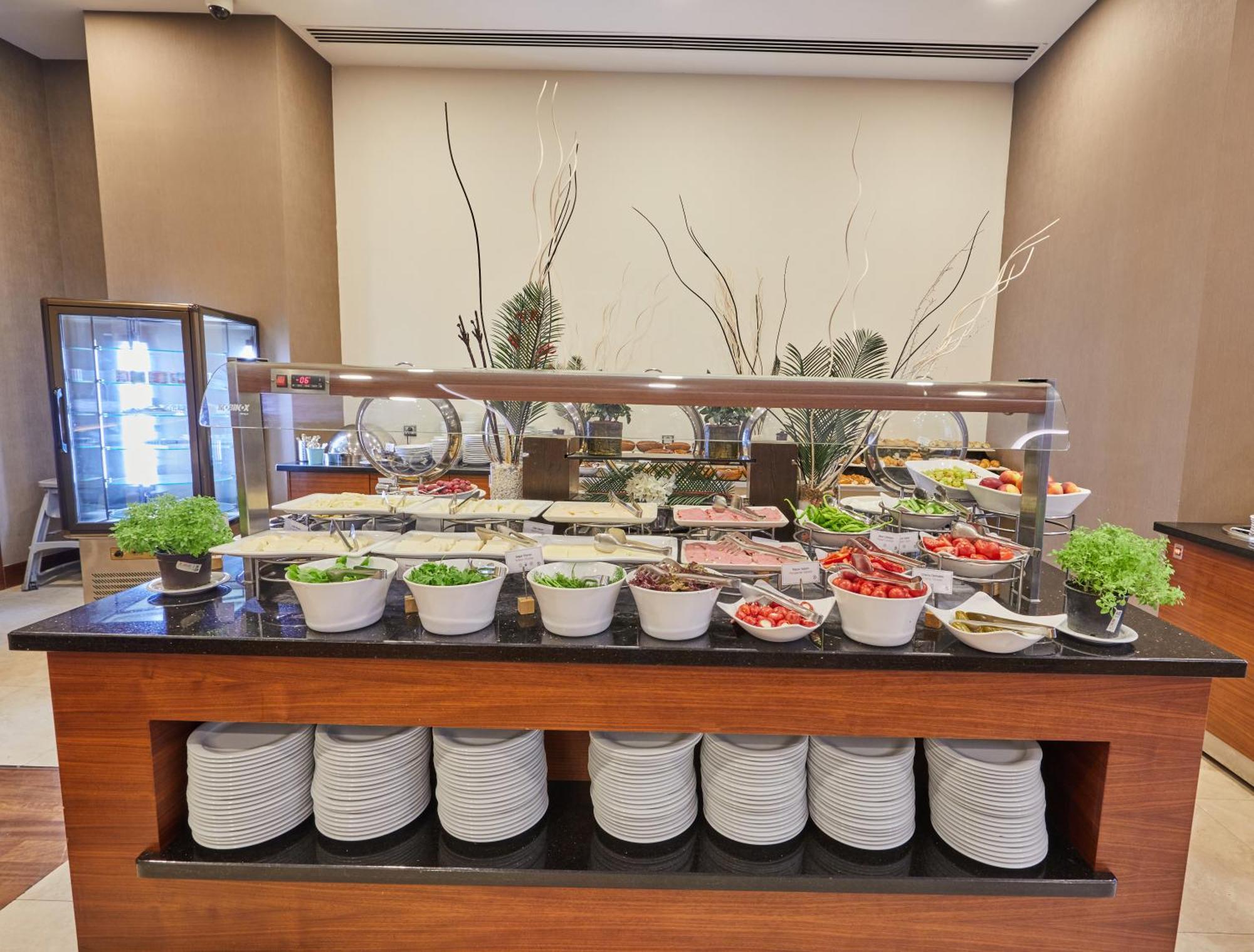 Park Dedeman Bostanci Hotel 4*