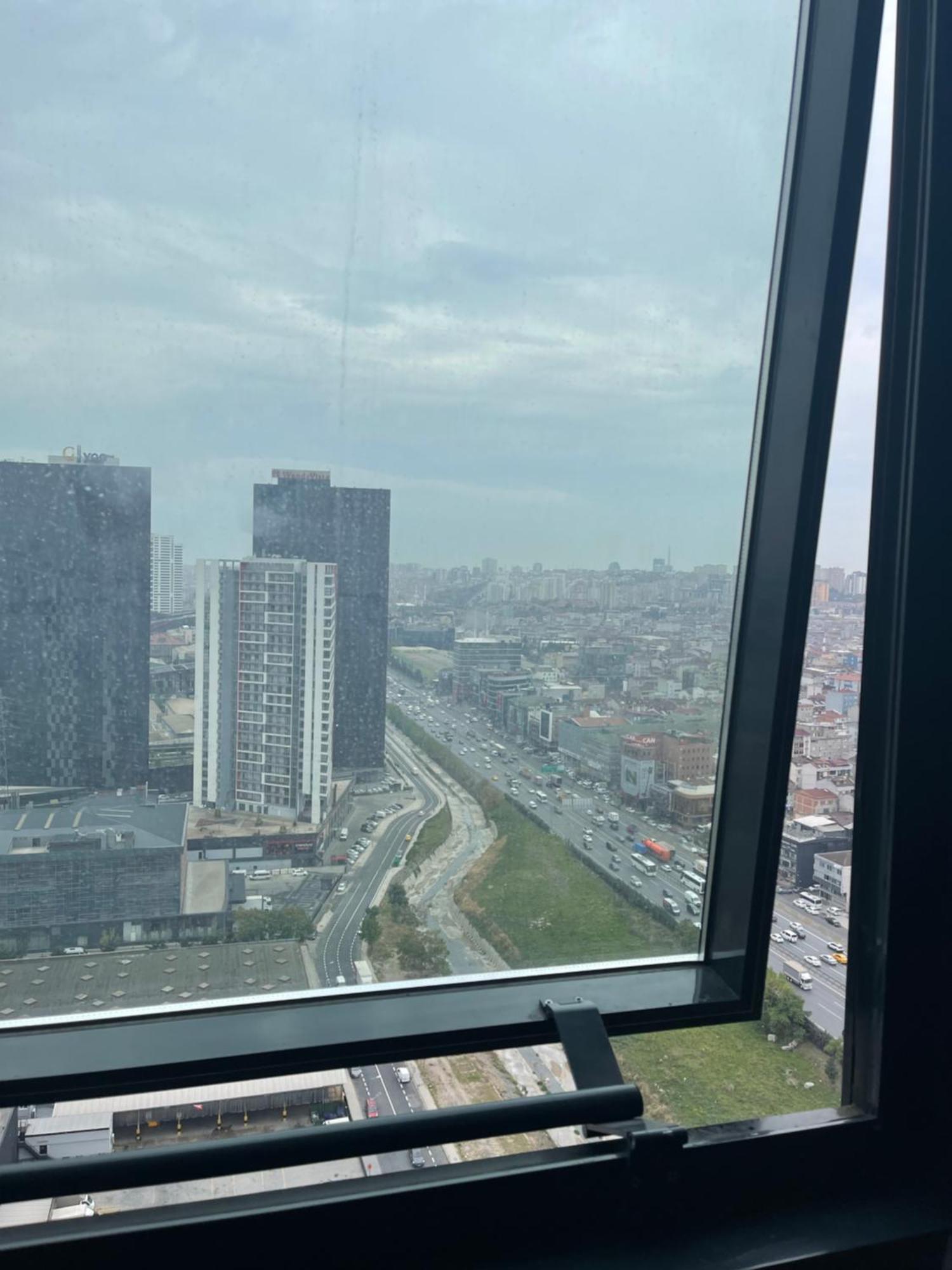 Superb Modern And Comfortable Flat In * Istanbul