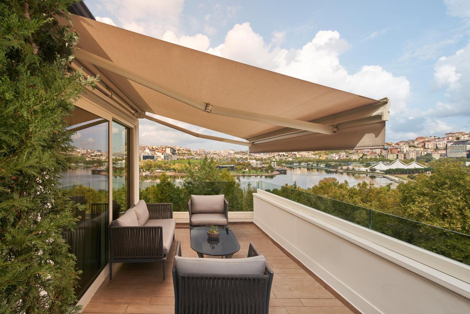 Lazzoni 5*