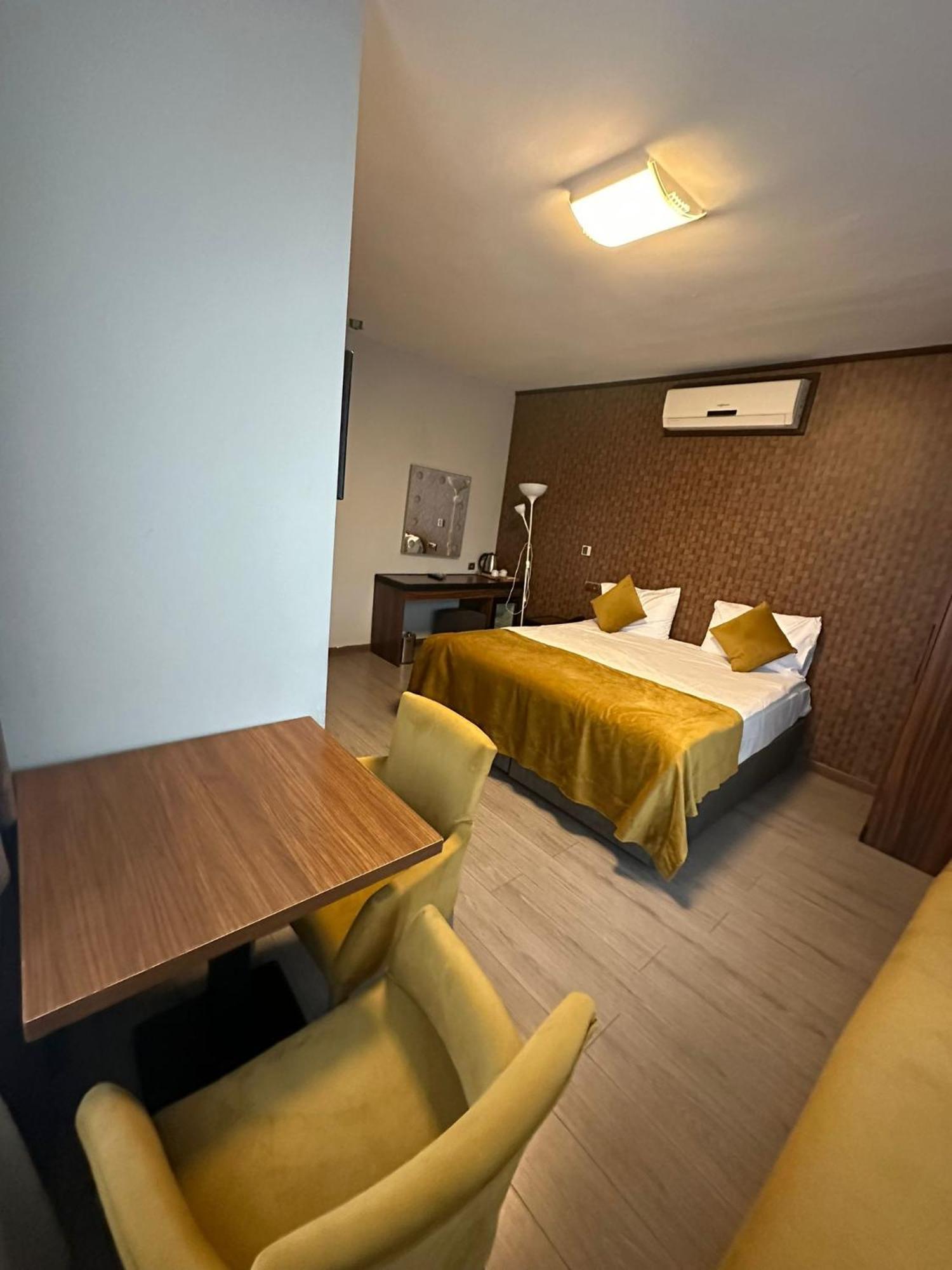 Atabay Otel 3*
