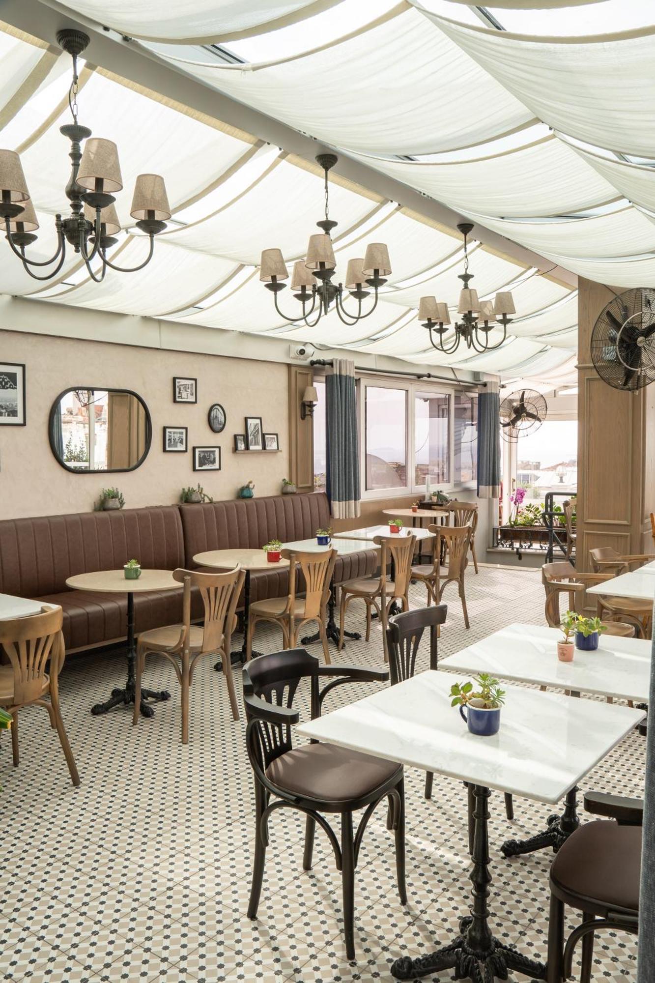 Niles Hotel Istanbul