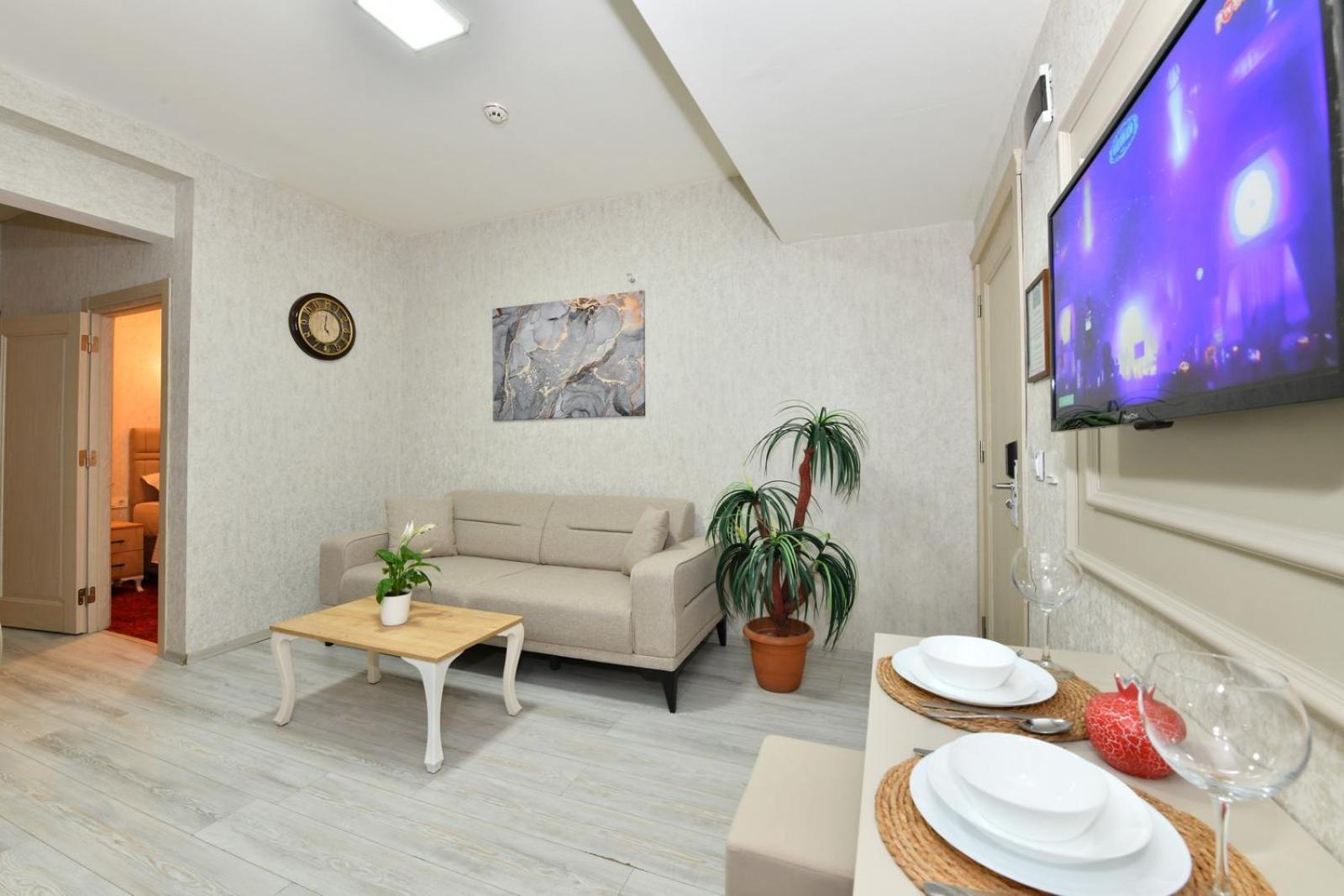 Sea Moon 2*