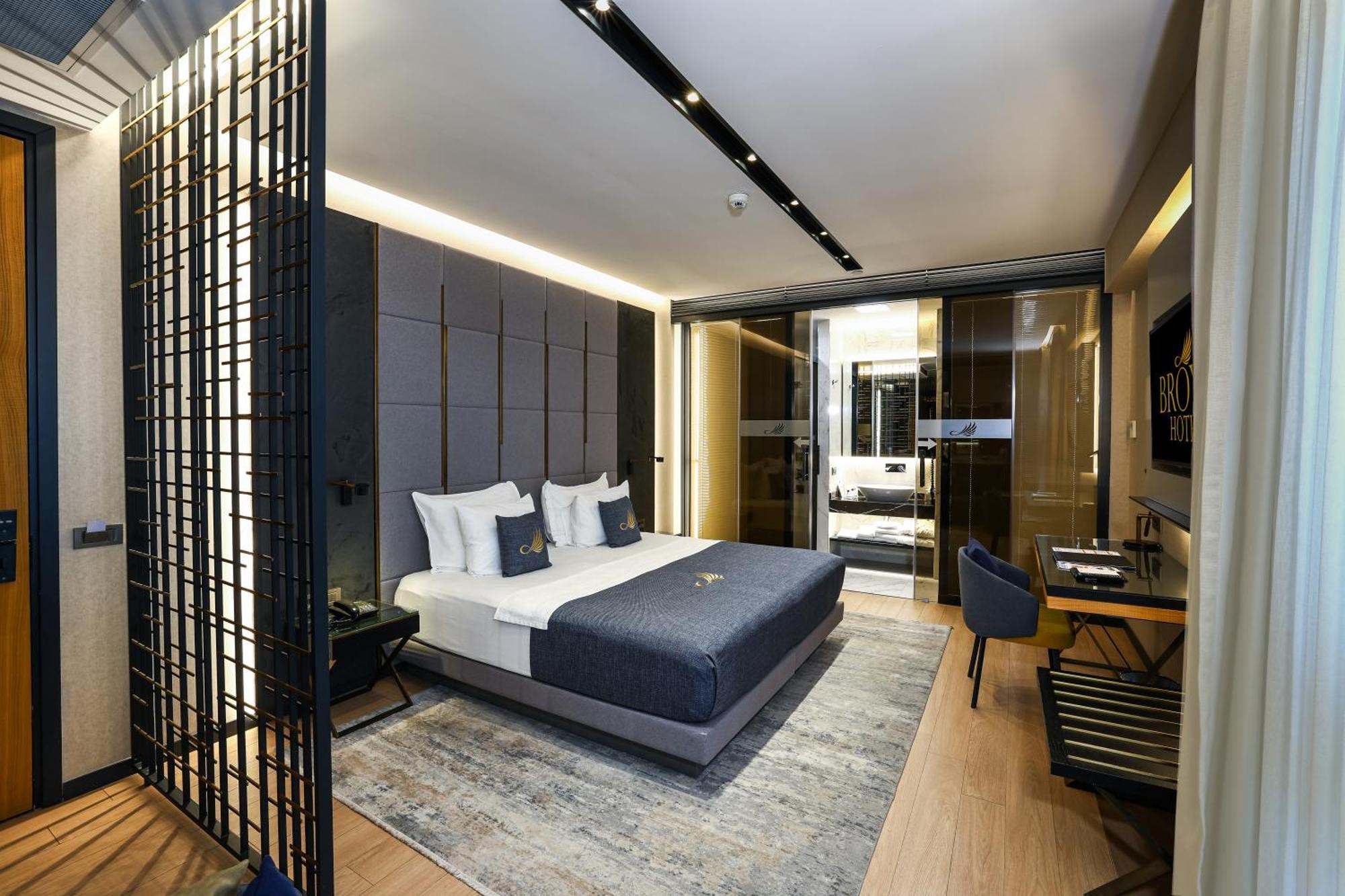 Hotel Broyt 4*
