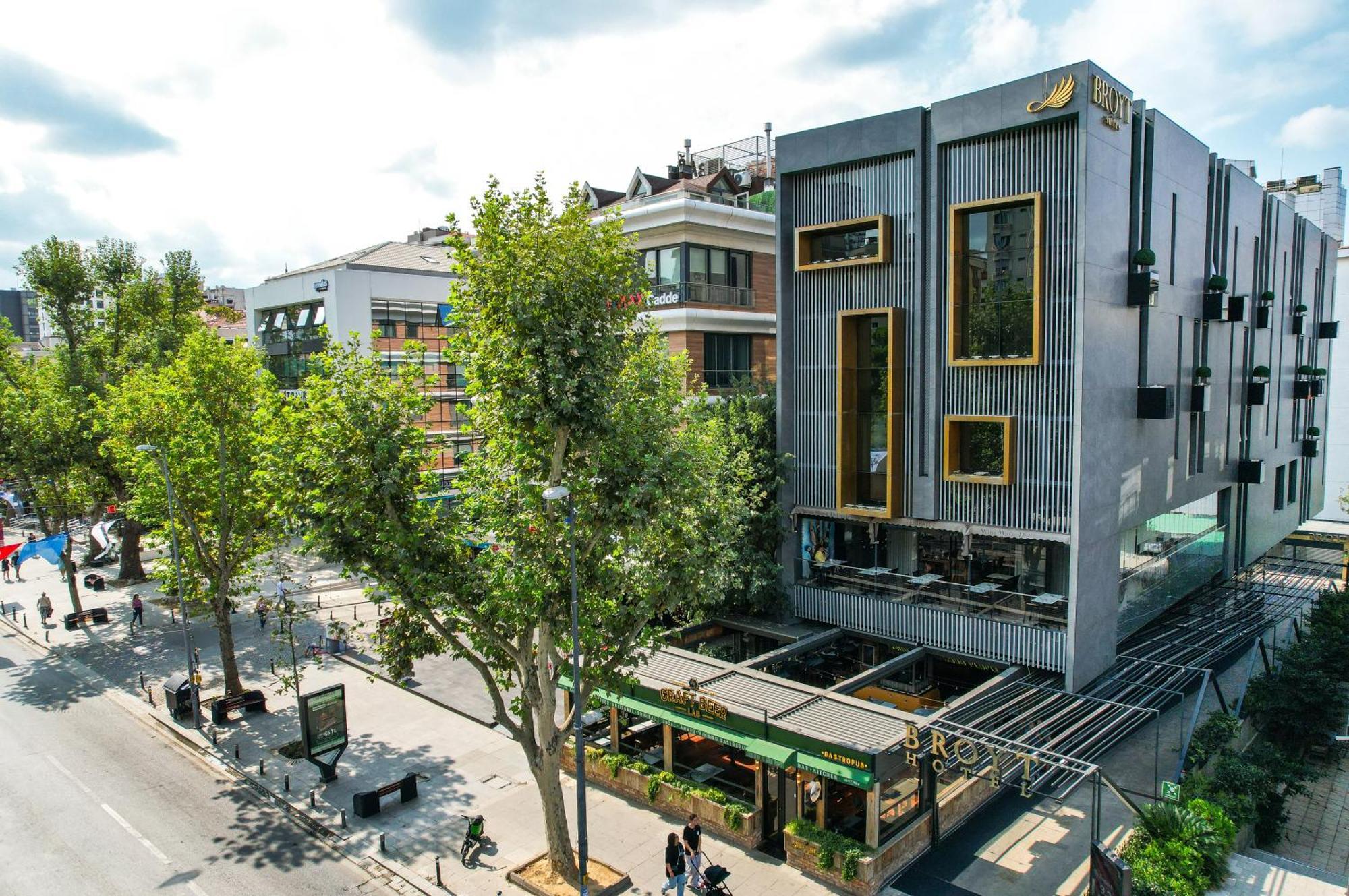 Hotel Broyt 4*