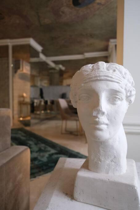 Ab Residences -cihangir Luxury Antique Apartment