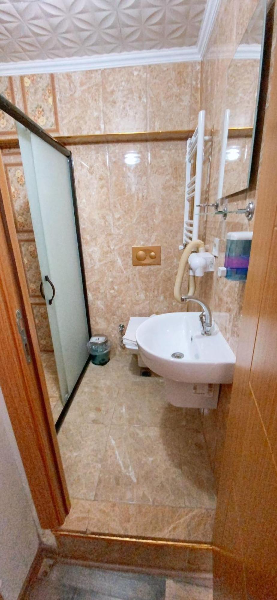 Armıs Hostel *