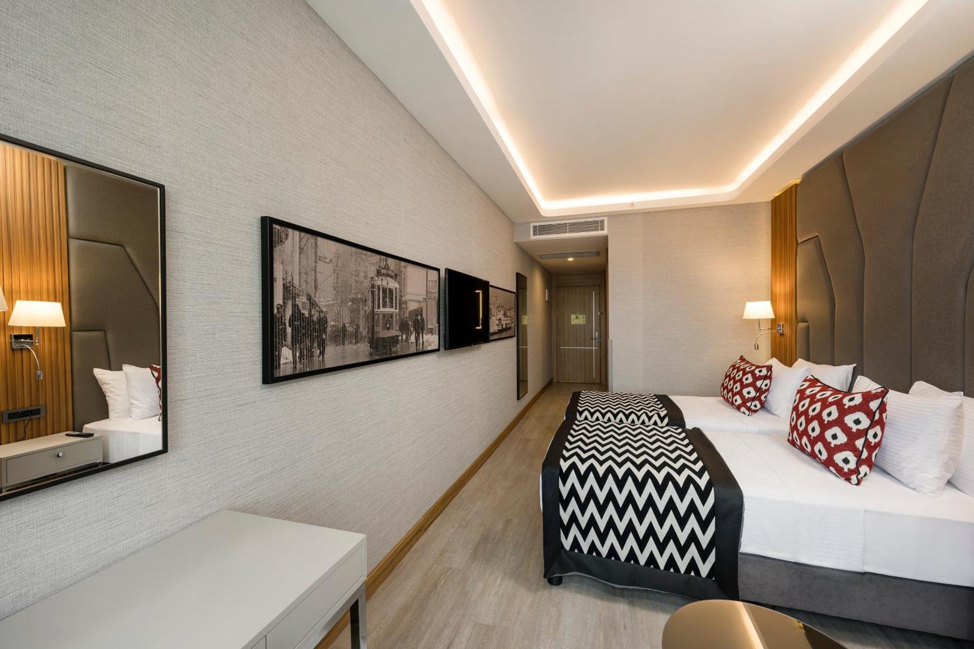 Ramada Encore By Wyndham Sisli 4*
