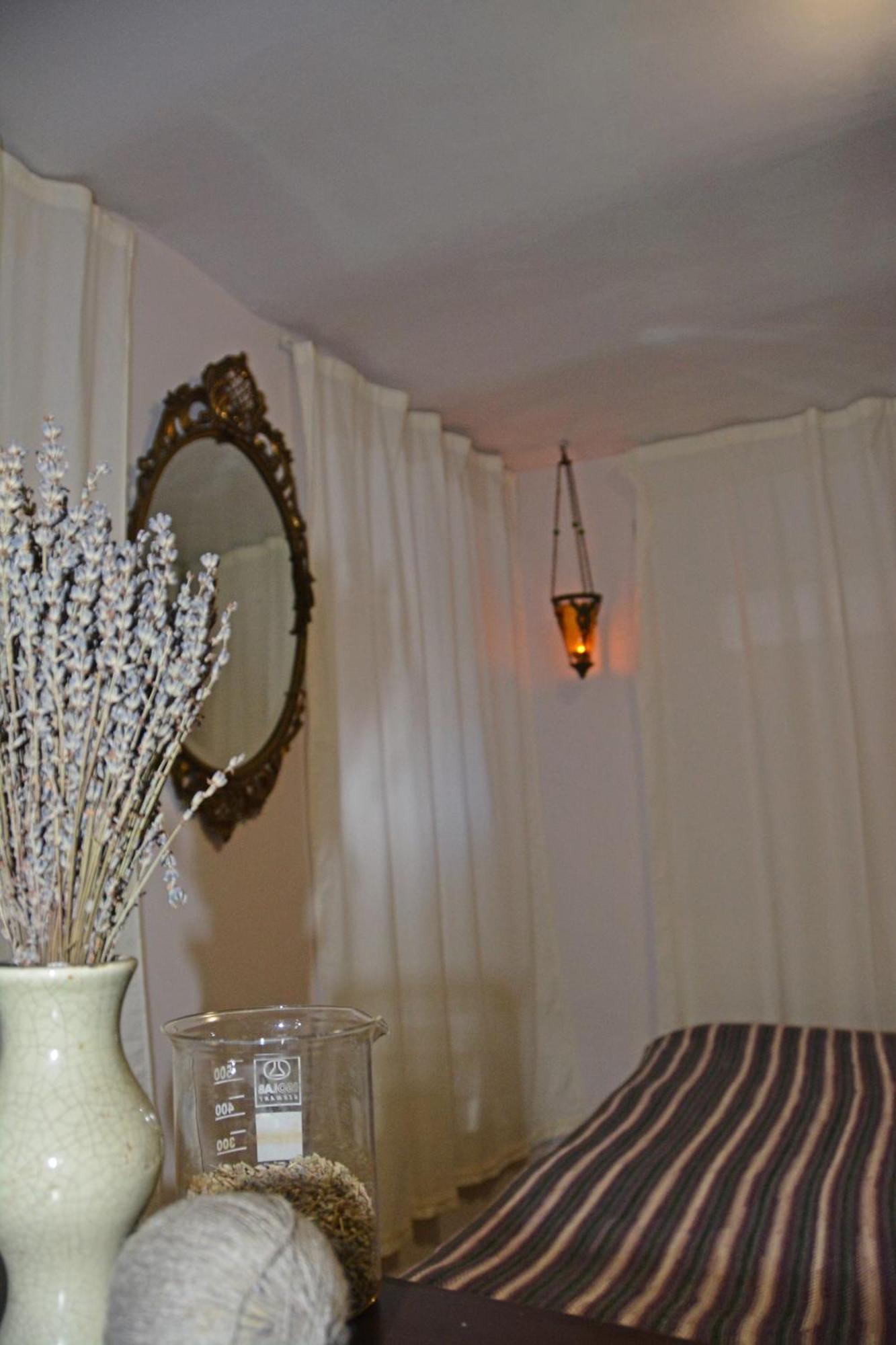 Kaboom Showroom & Guest house Istanbul