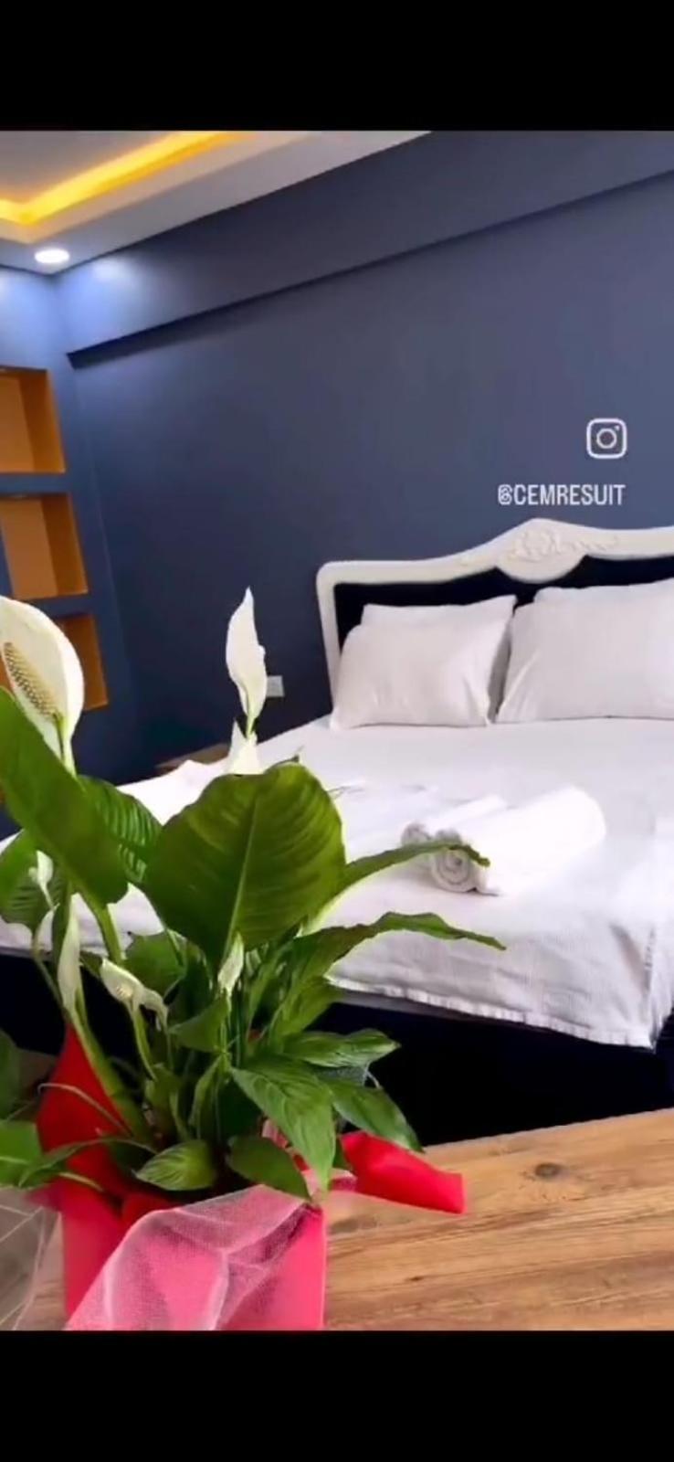 Hotel Cemre *
