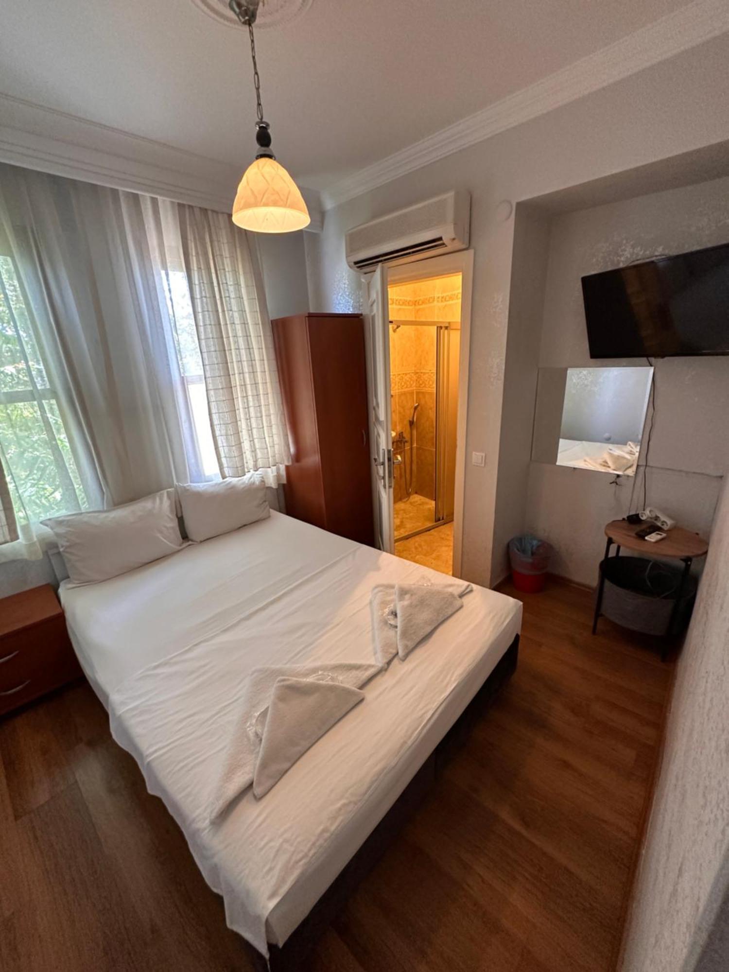 Antique Hotel 4*