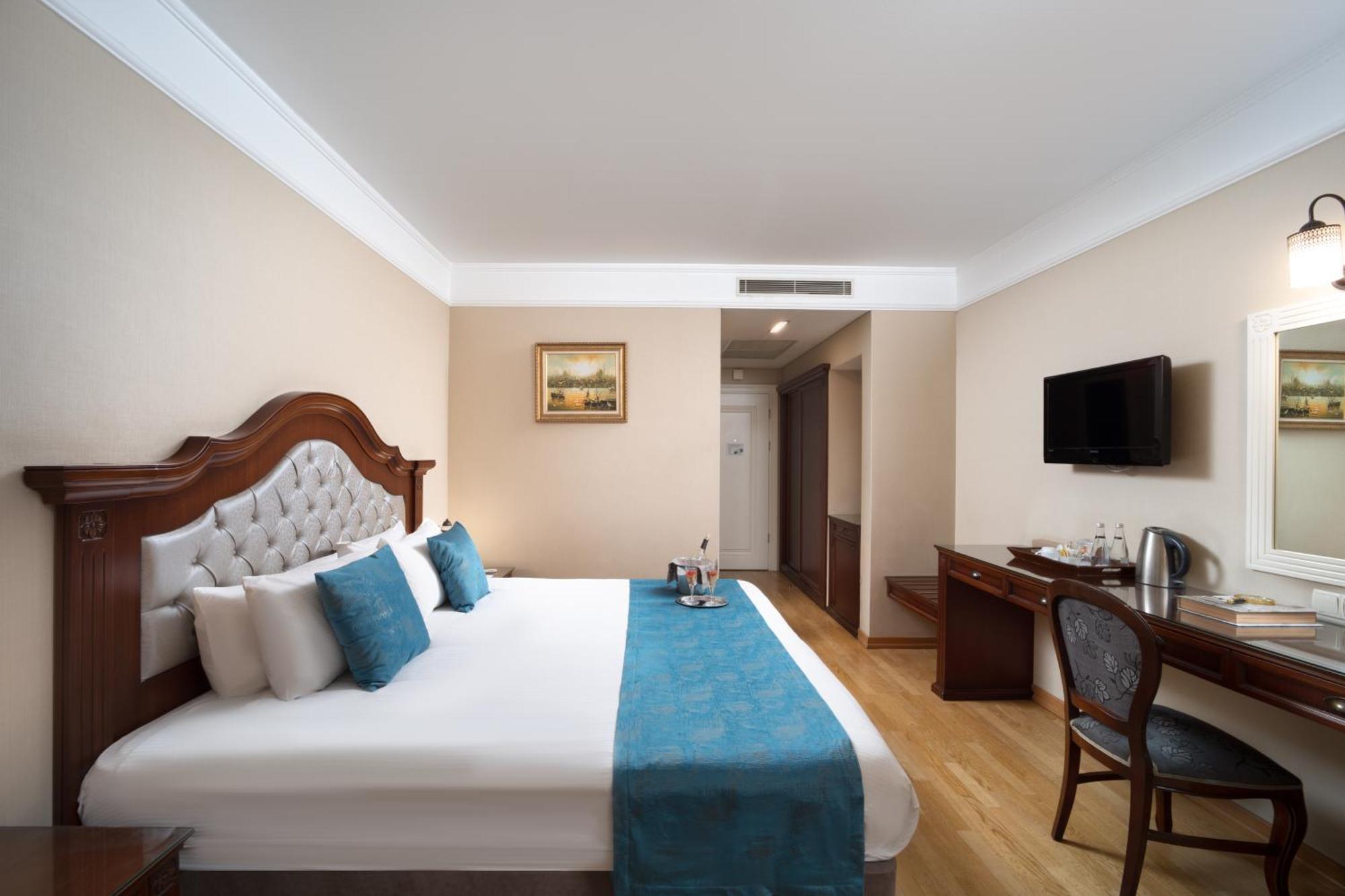 Recital Hotel 3*