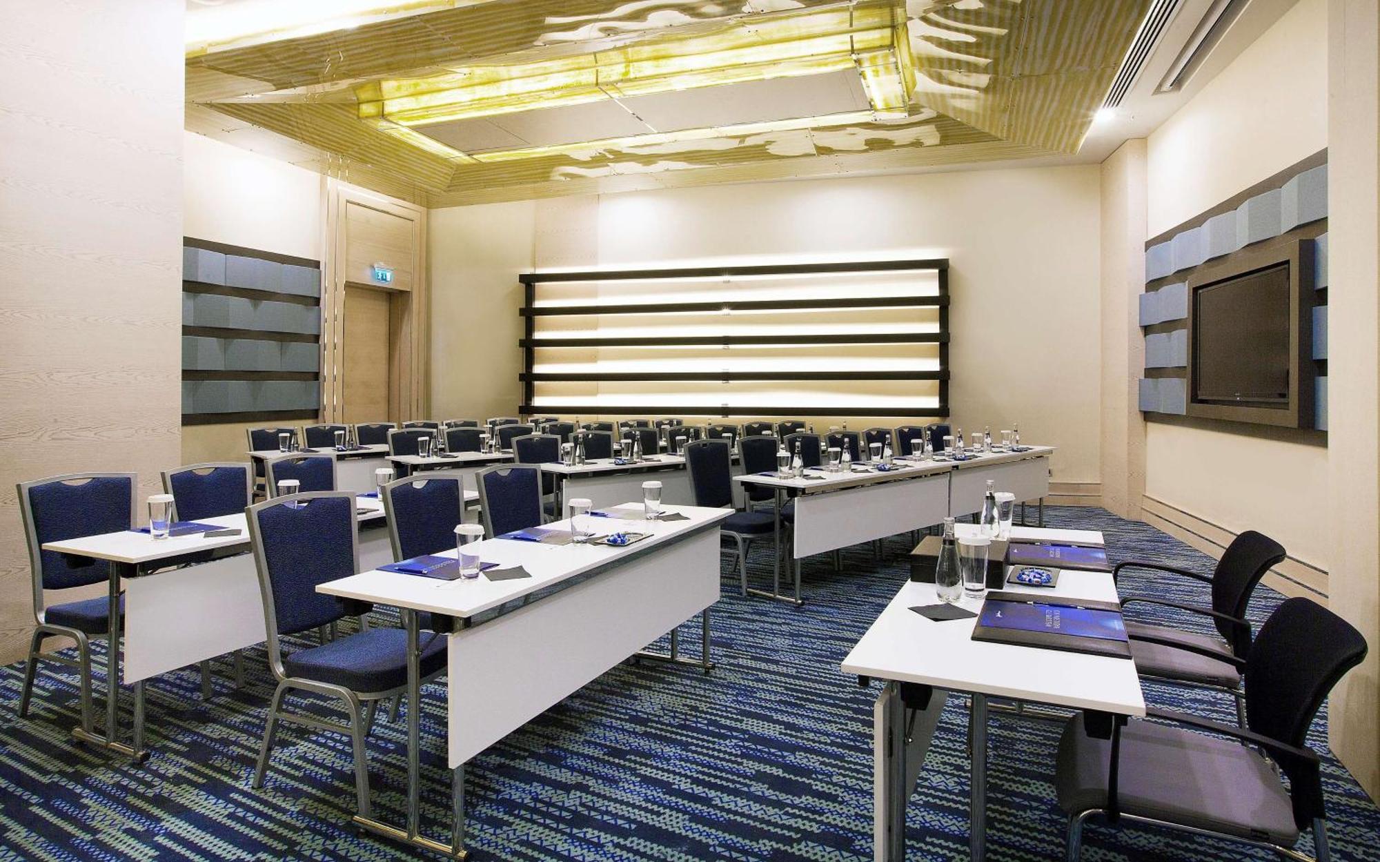 Radisson Blu Pera Otel