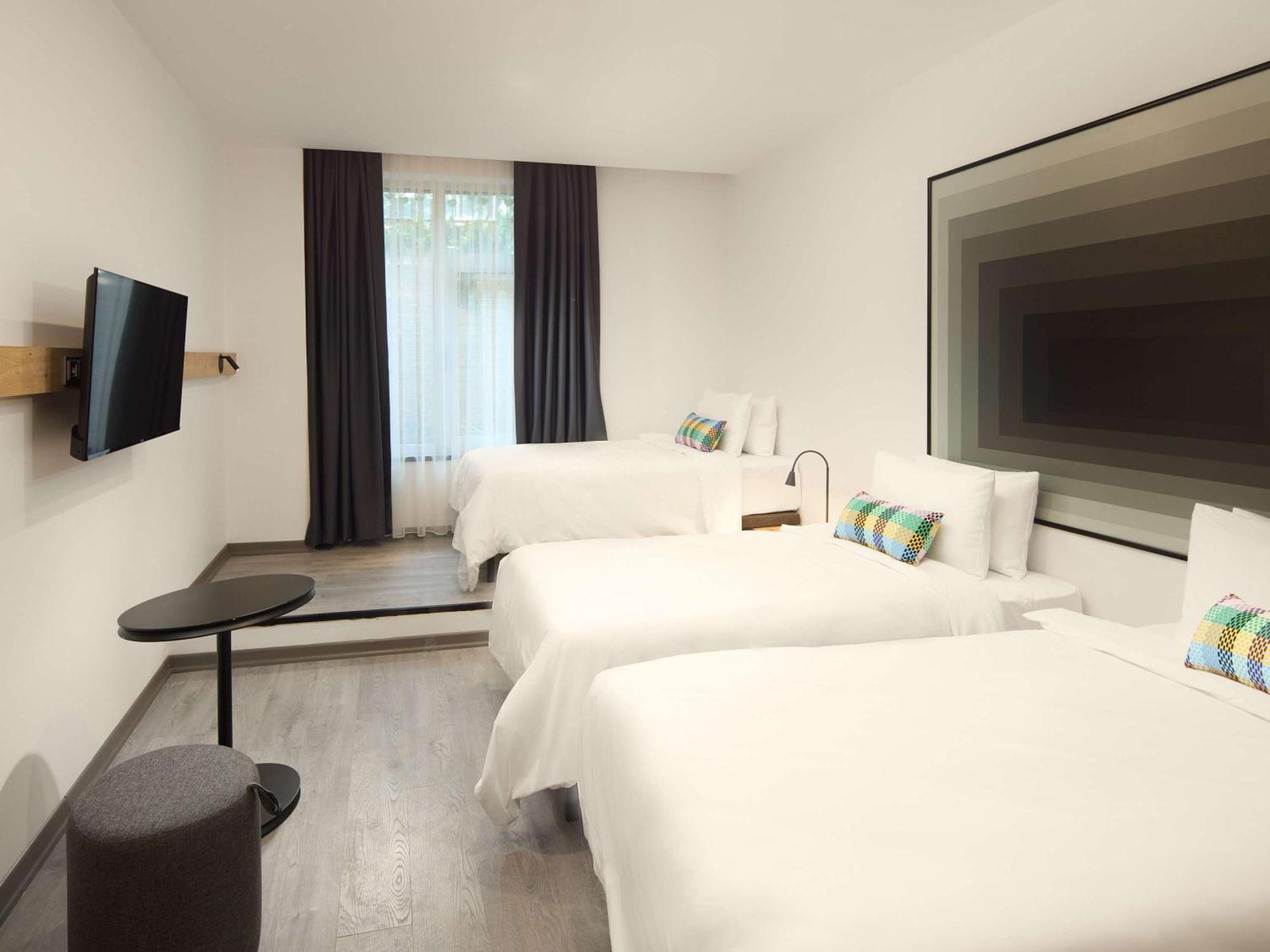 Hotel Ibis Airport
