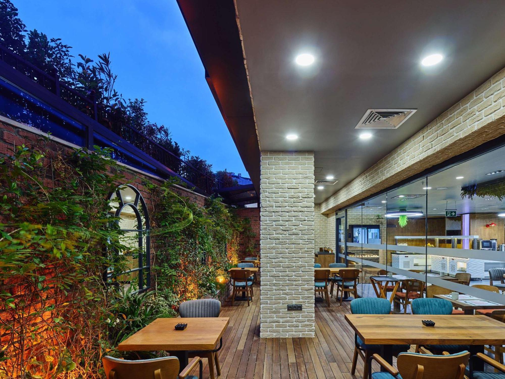 Ibis Airport Istambul