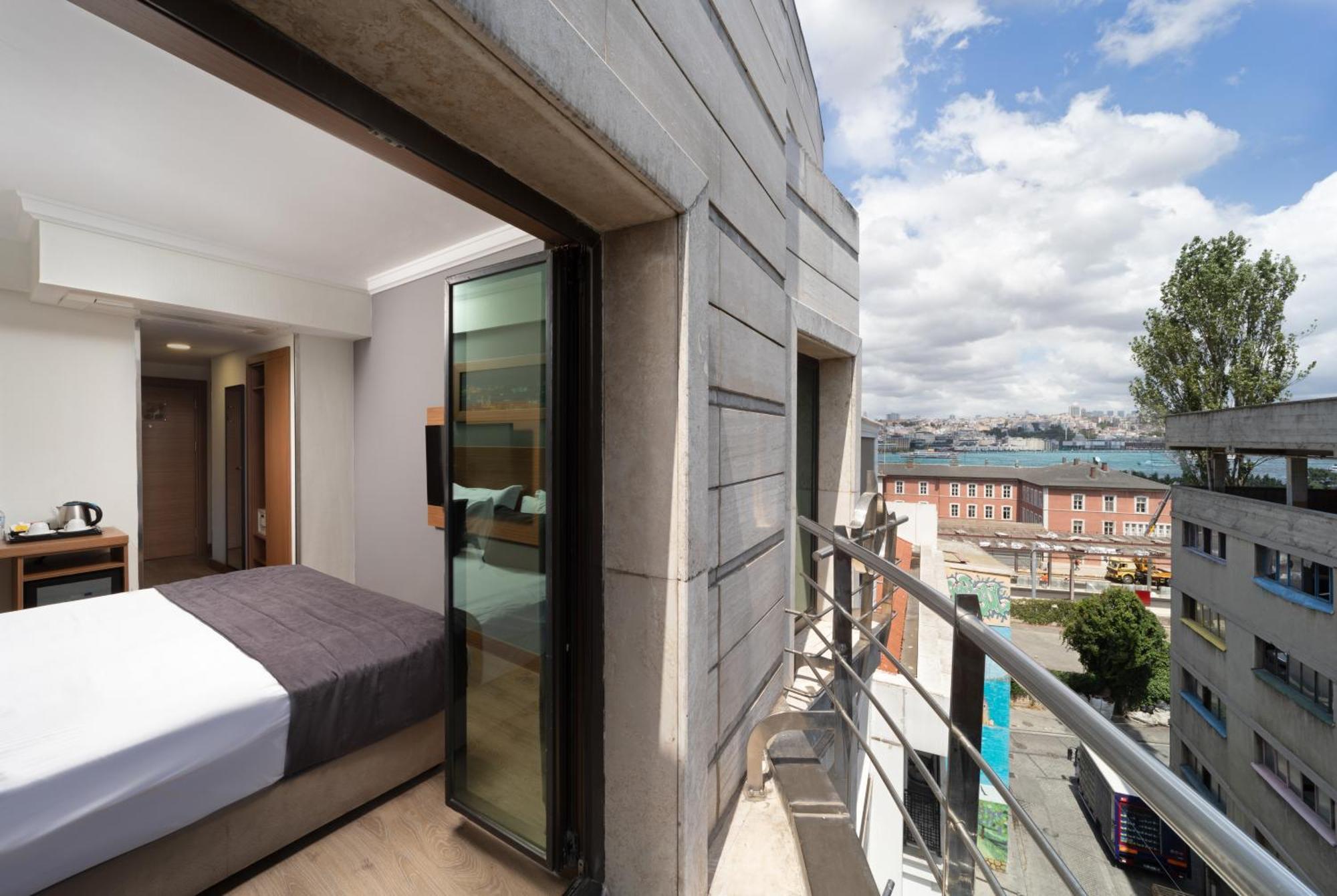 Orka Royal & Hotel Istanbul