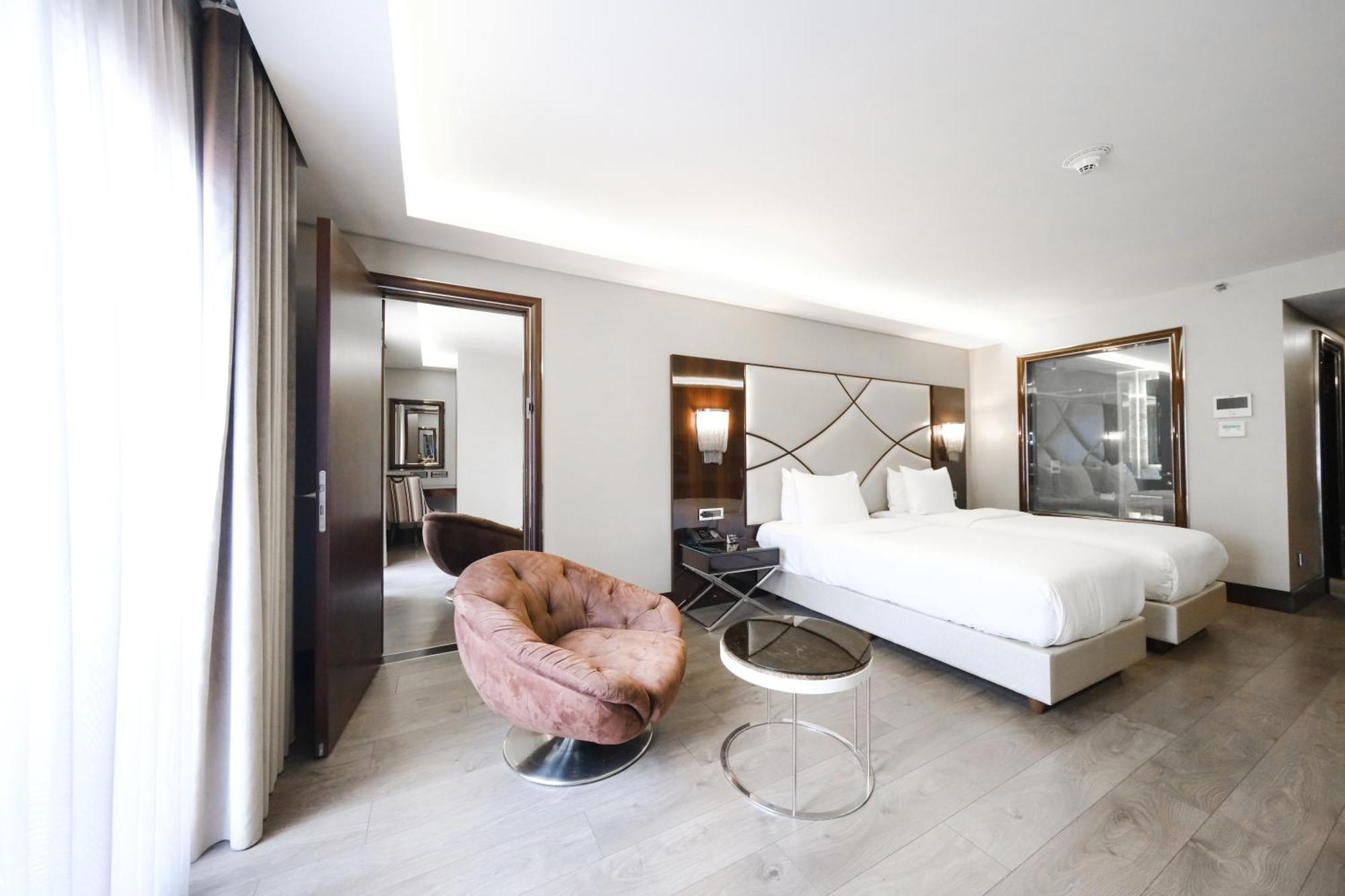 Hotel Doubletree By Hilton Gayrettepe 5*